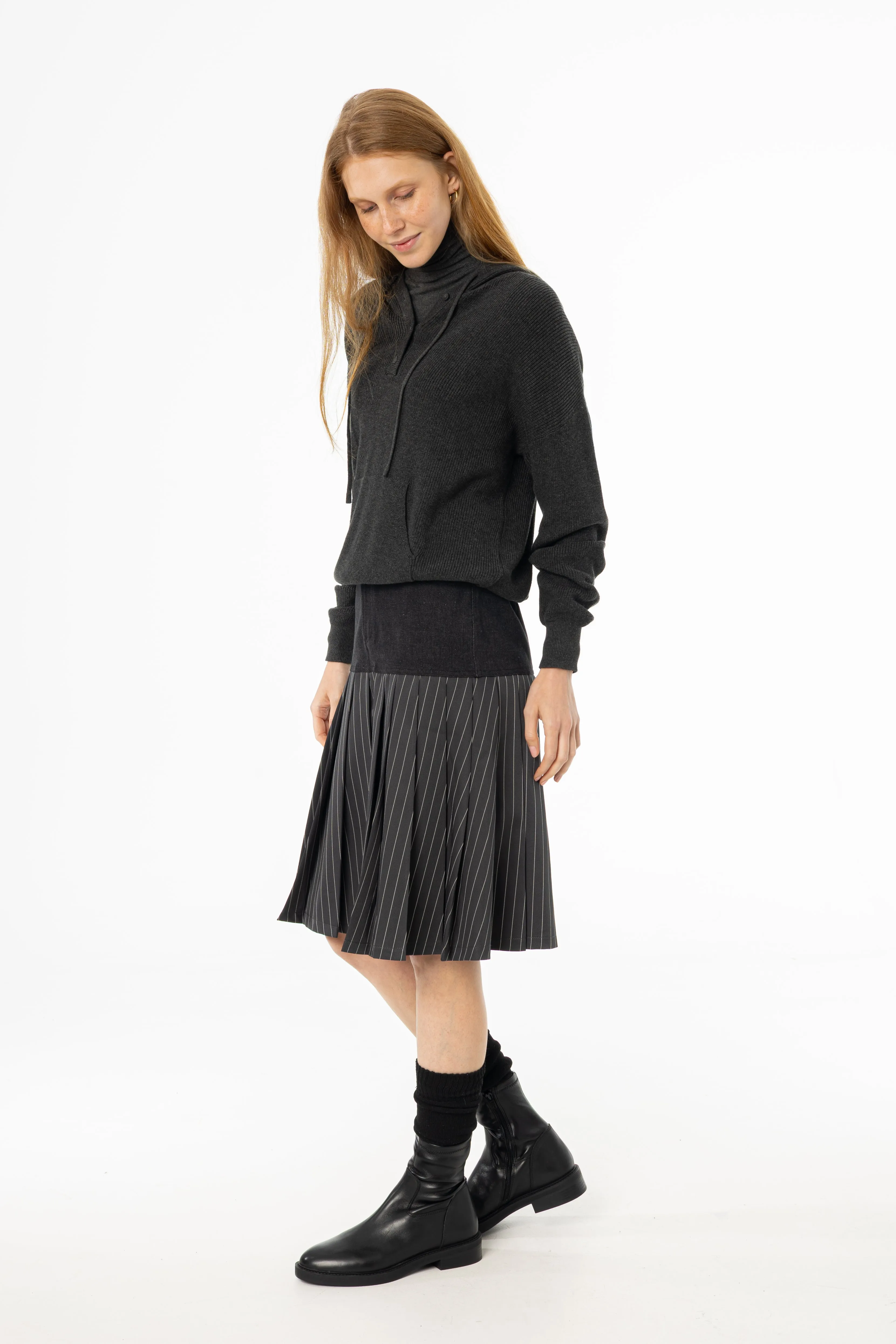 Effortless Feel Casual Wear Grey Pinstripe Pleated Denim Skirt