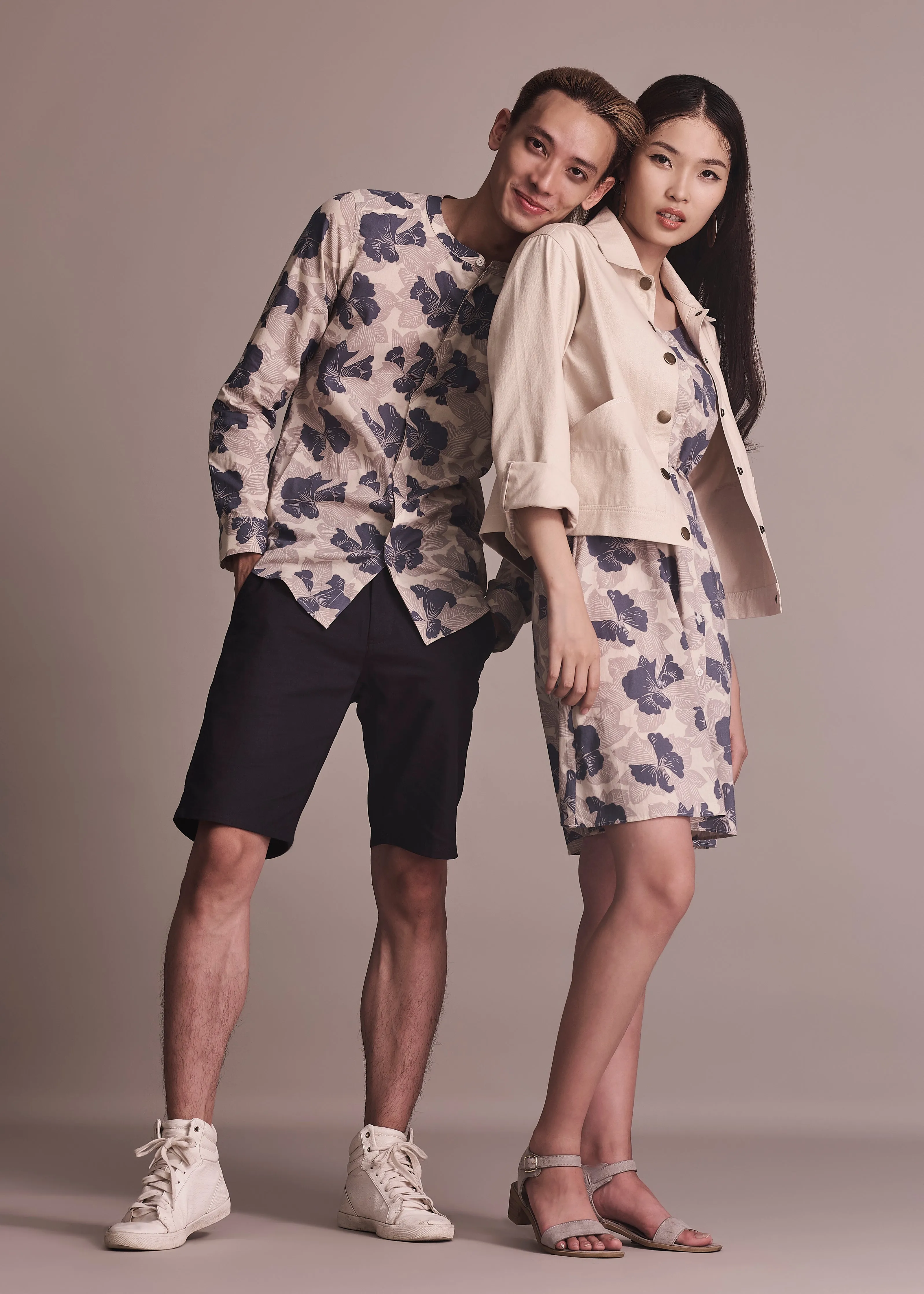 All Seasons Versatile Daily Layer SESAME - CASHEW