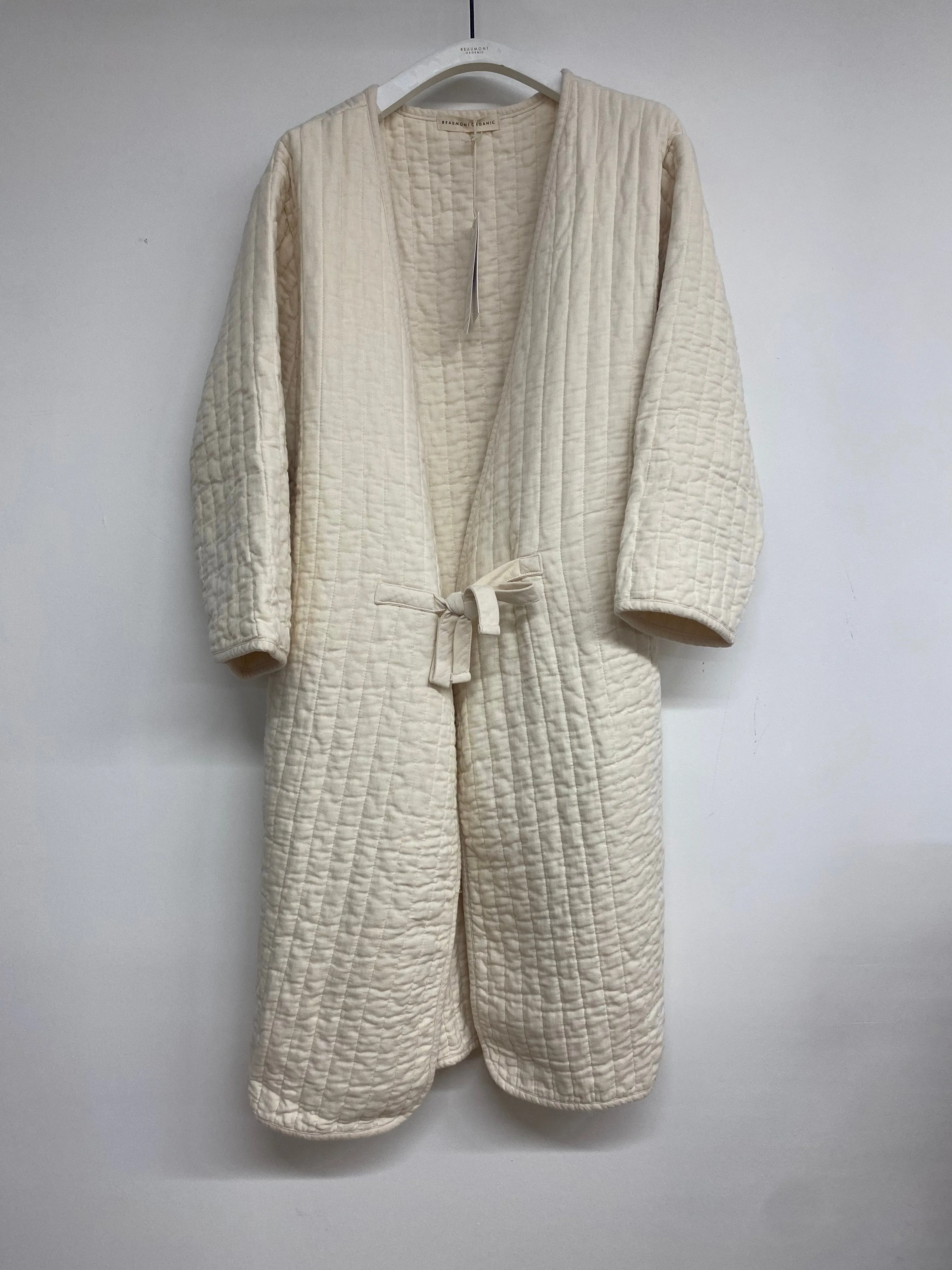 Hope Fit Warm Outerwear Akoya Organic Cotton Quilted Jacket in Off White