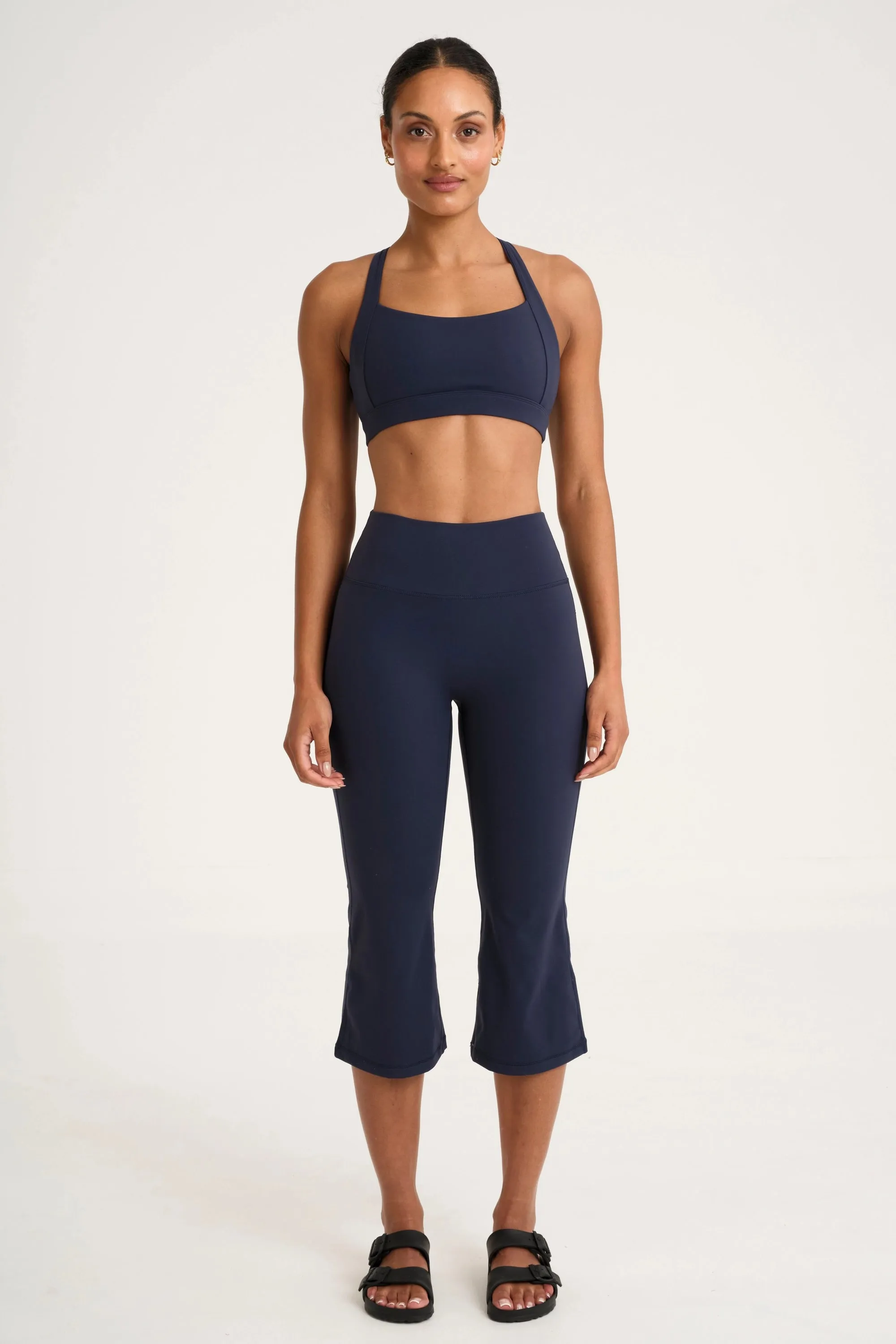 Skinny fit seams ALLFENIX CloudCore Cross Over Core Sports Bra