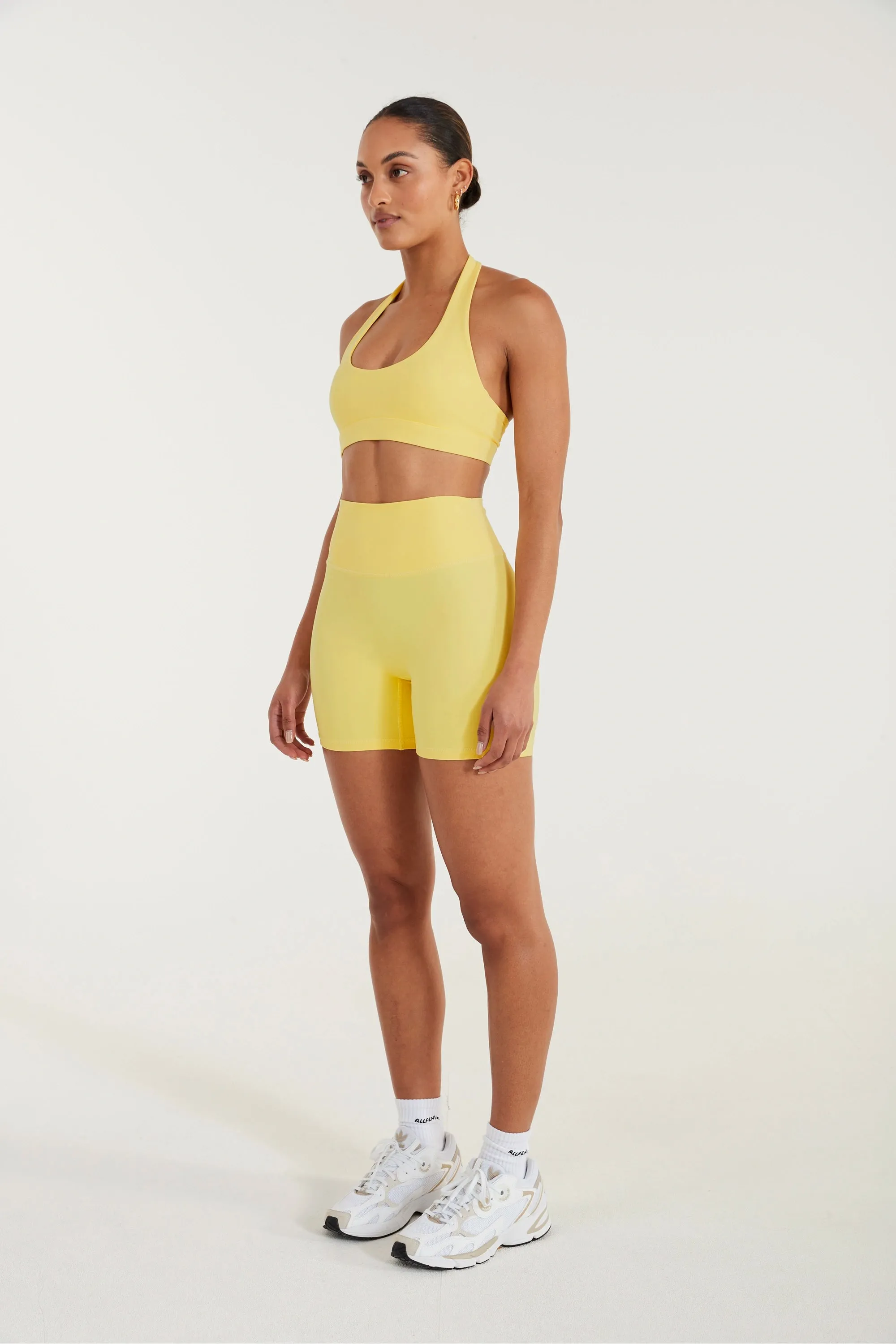 ALLFENIX CloudCore Halter Sports Bra Luxury versatile material