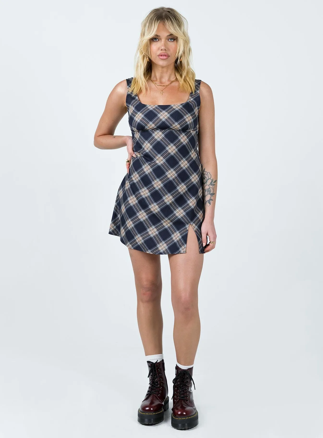 Motel Mehra Dress Check Black Ready Anytime City Style