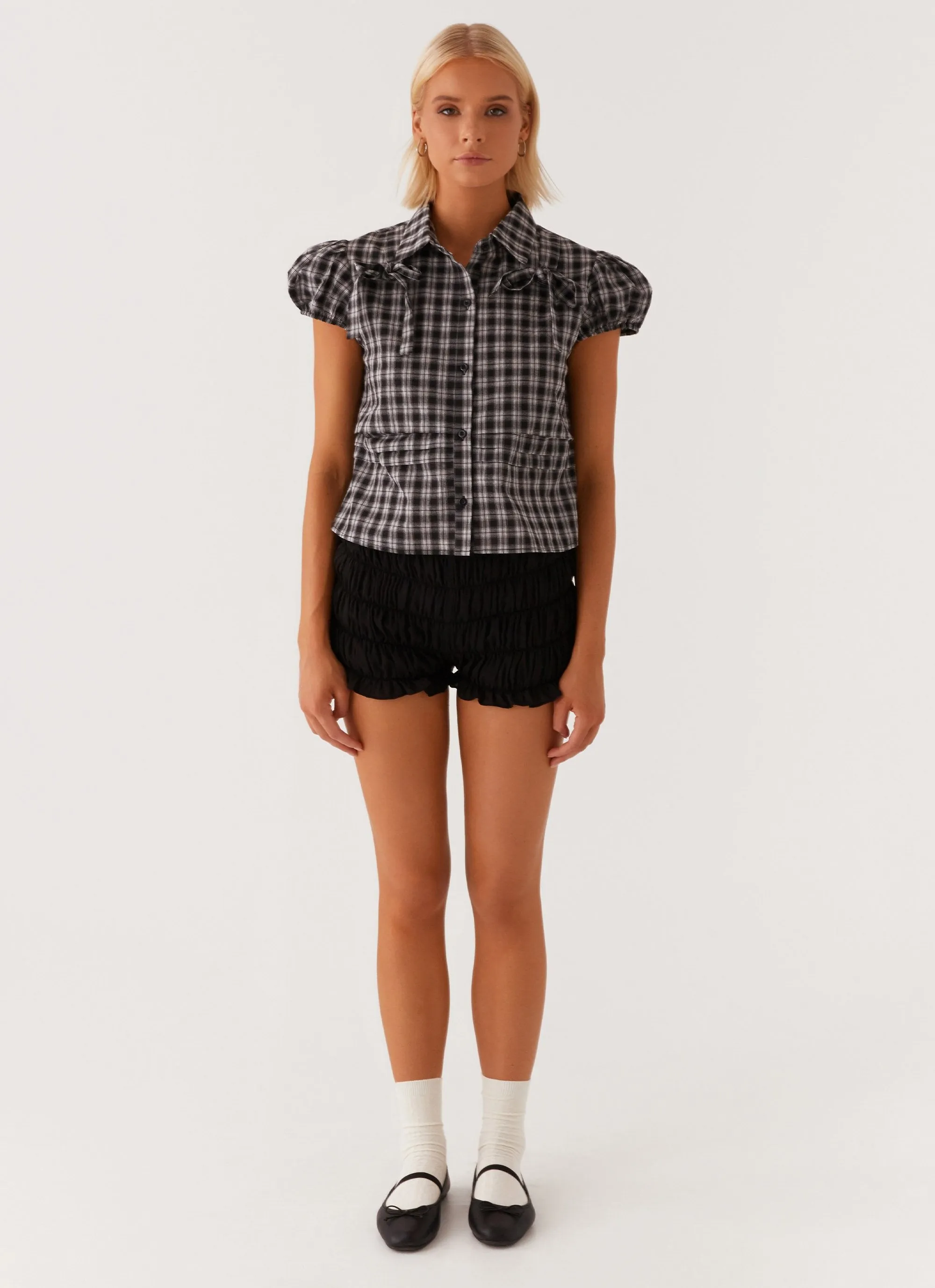 Lorraine Puff Sleeve Top - Black White Check weekday wear Informal charm