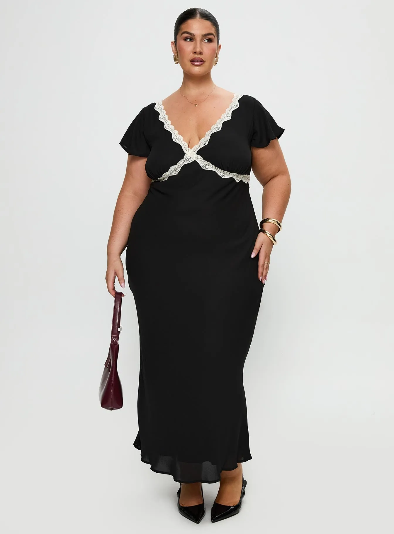 Clean Outfit Barbarita Lace Maxi Dress Black Curve