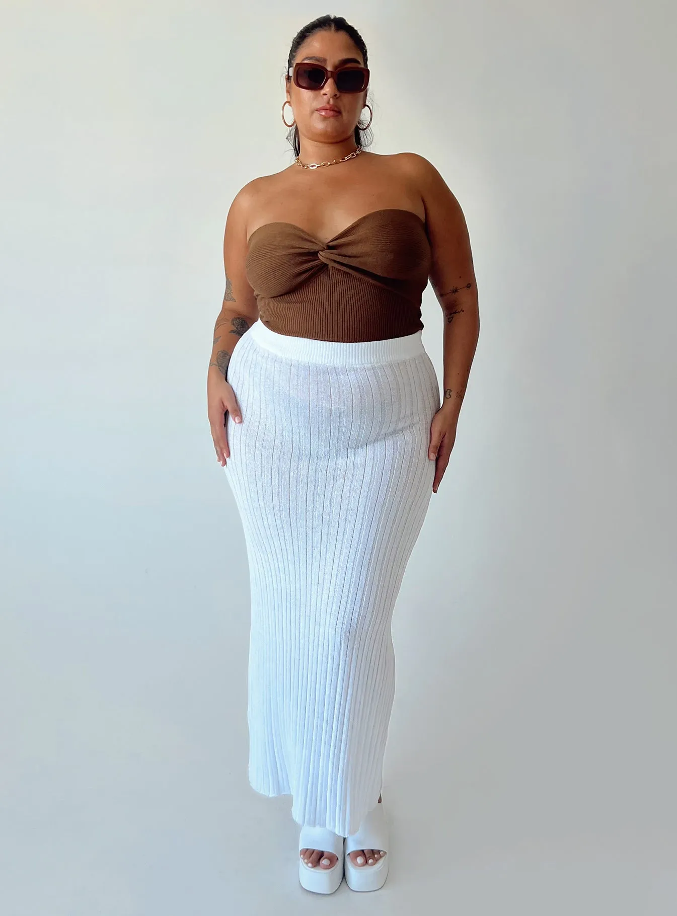 Classic Touch Laser cut Belle Knit Maxi Skirt White Curve