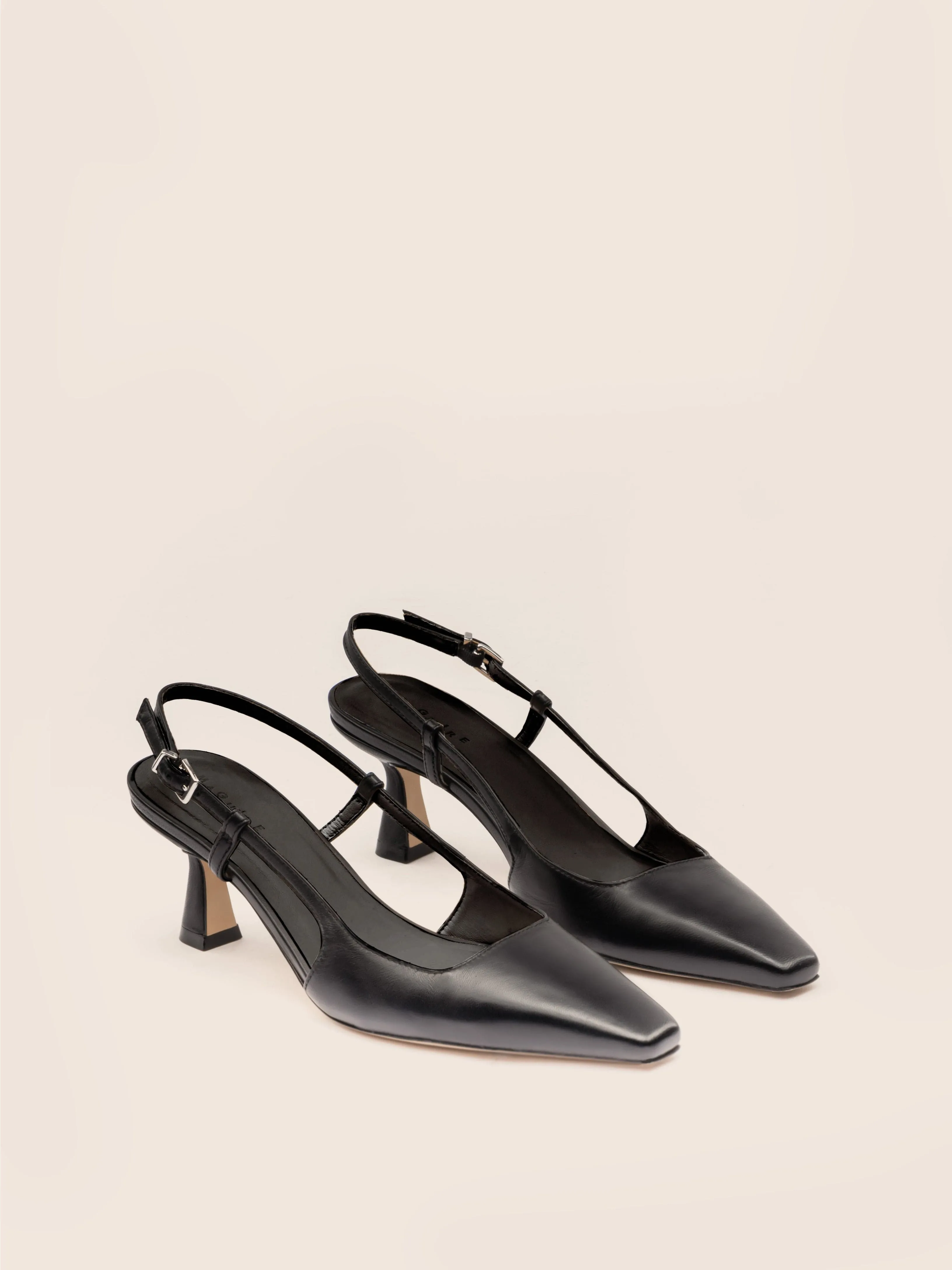 Bahia Black Pump Classic White Heels