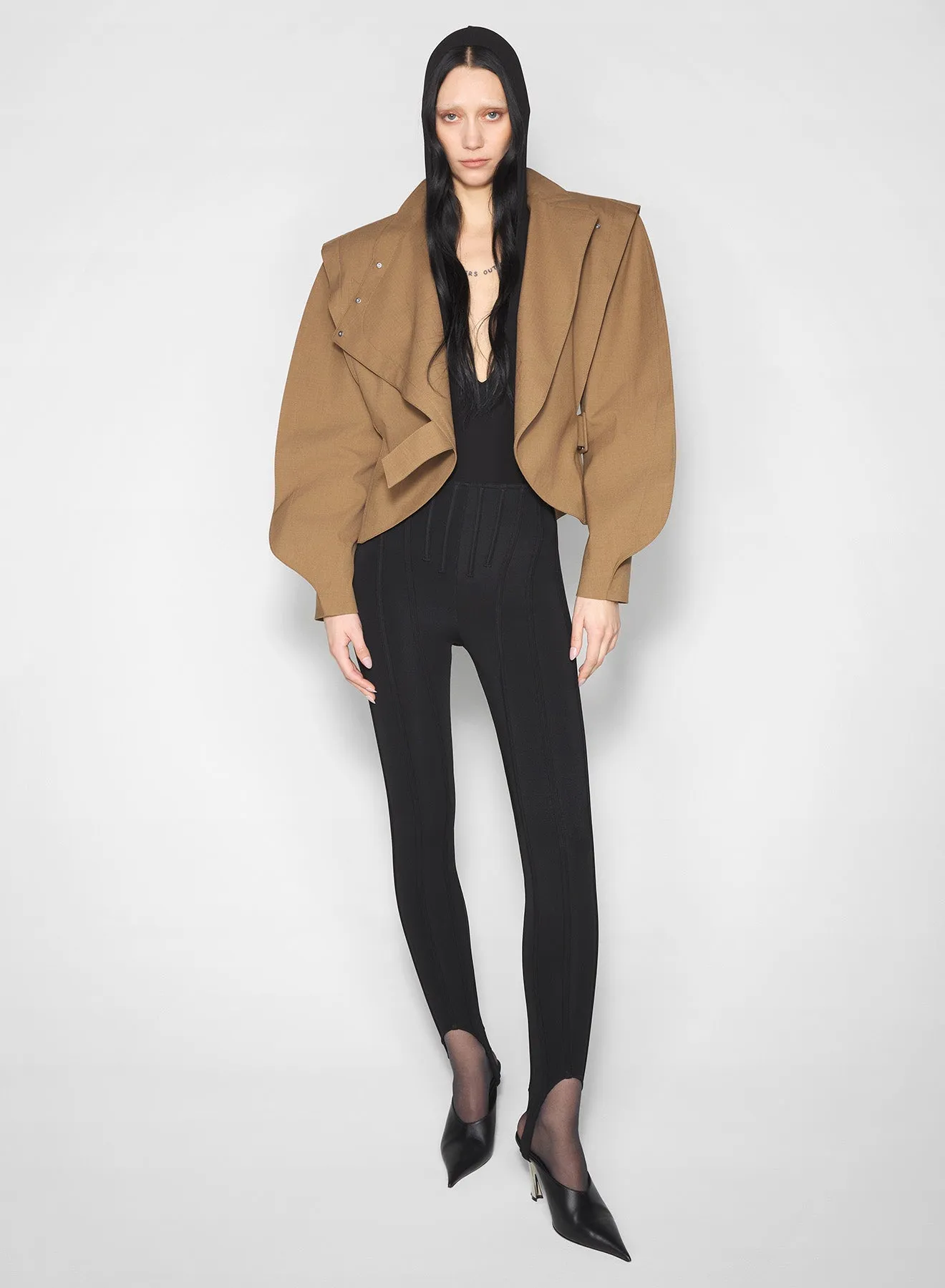 Urban Outdoor Look beige asymmetric officer jacket