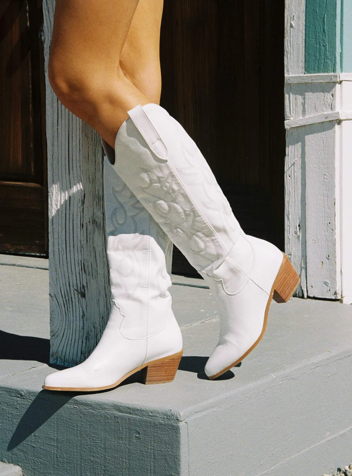 Billini Urson Boots White Easy Wear Leather Material