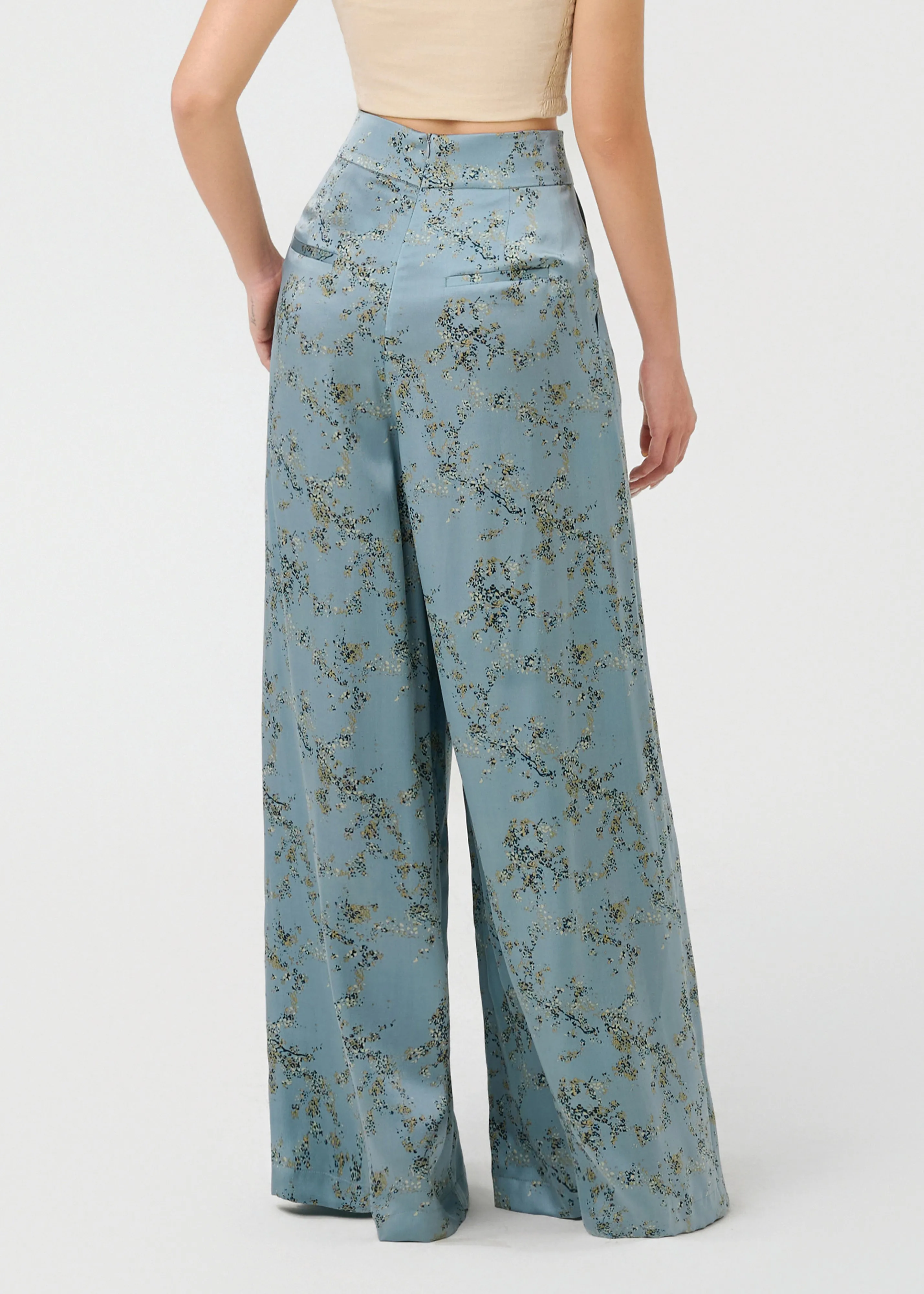 ExpandableSidePanels BINH MINH - FORGET-ME-NACRE