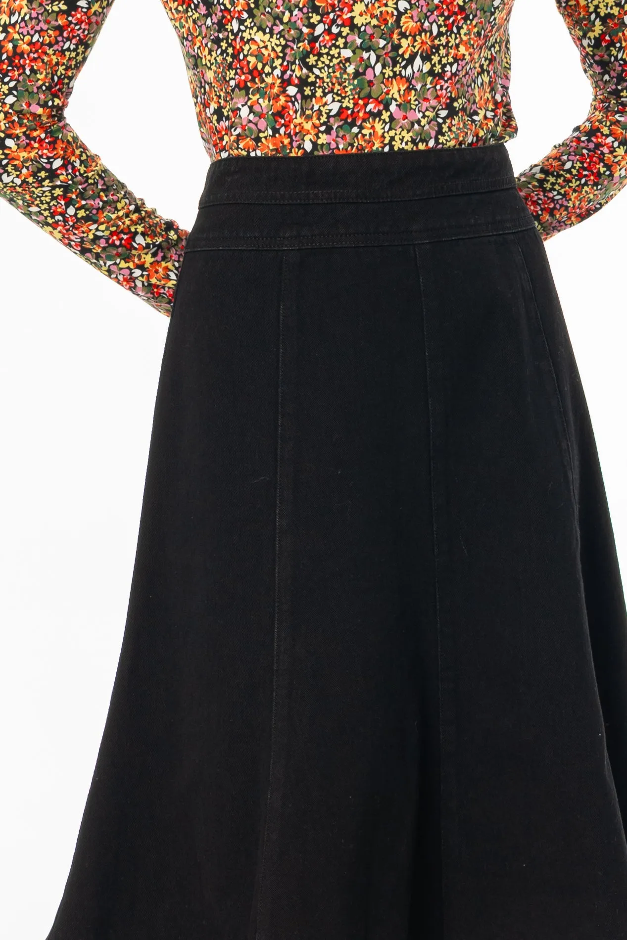 Simple Outfit Personality Style Black Flared Denim Skirt