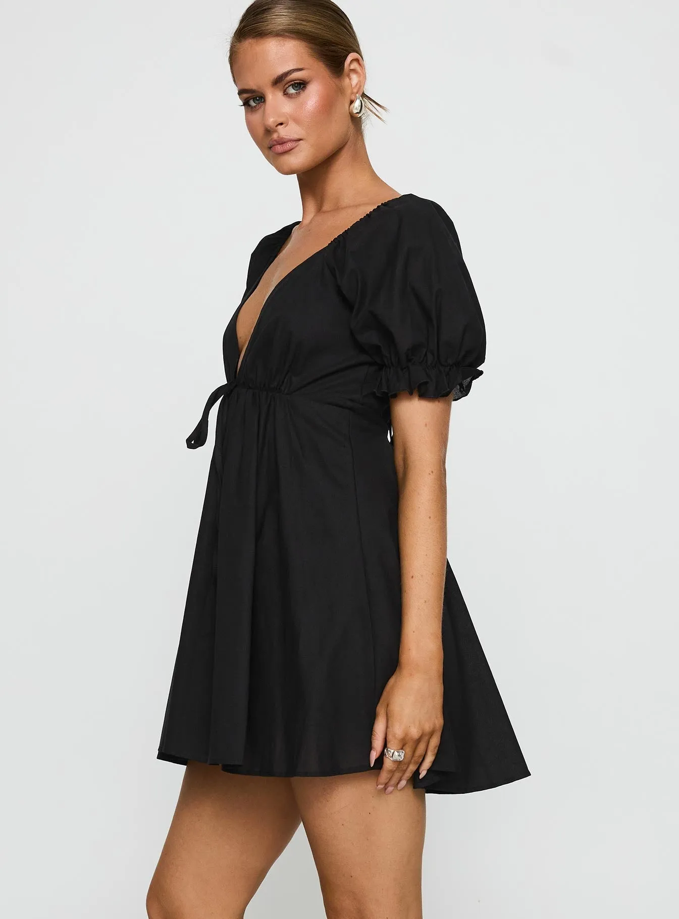 Timeless Waist Elegant Waistband Fit Blissful Mini Dress Black