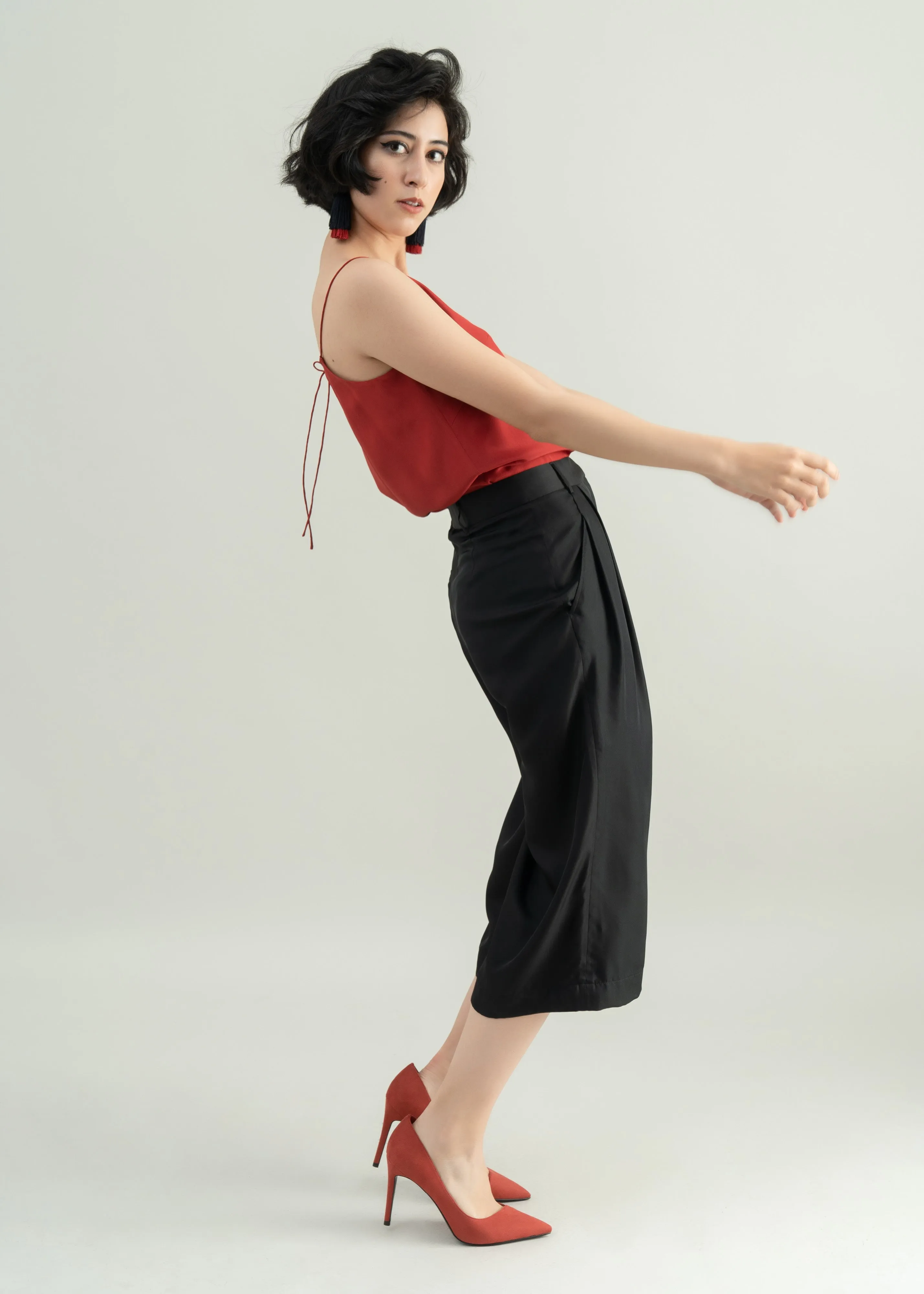 Transitional Clothing SIRIUS - RED SHAN