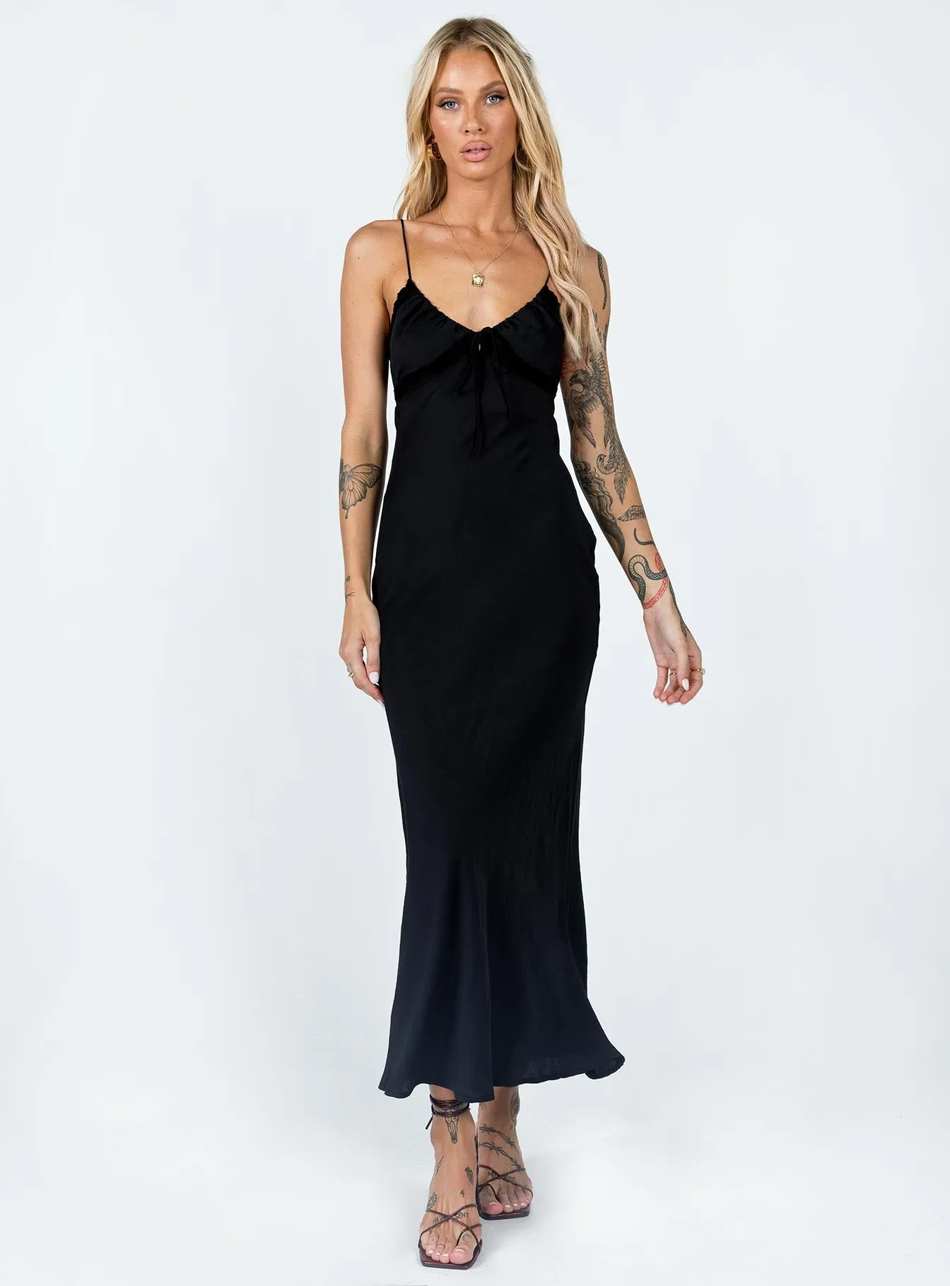 Emily Maxi Dress Black slim fit