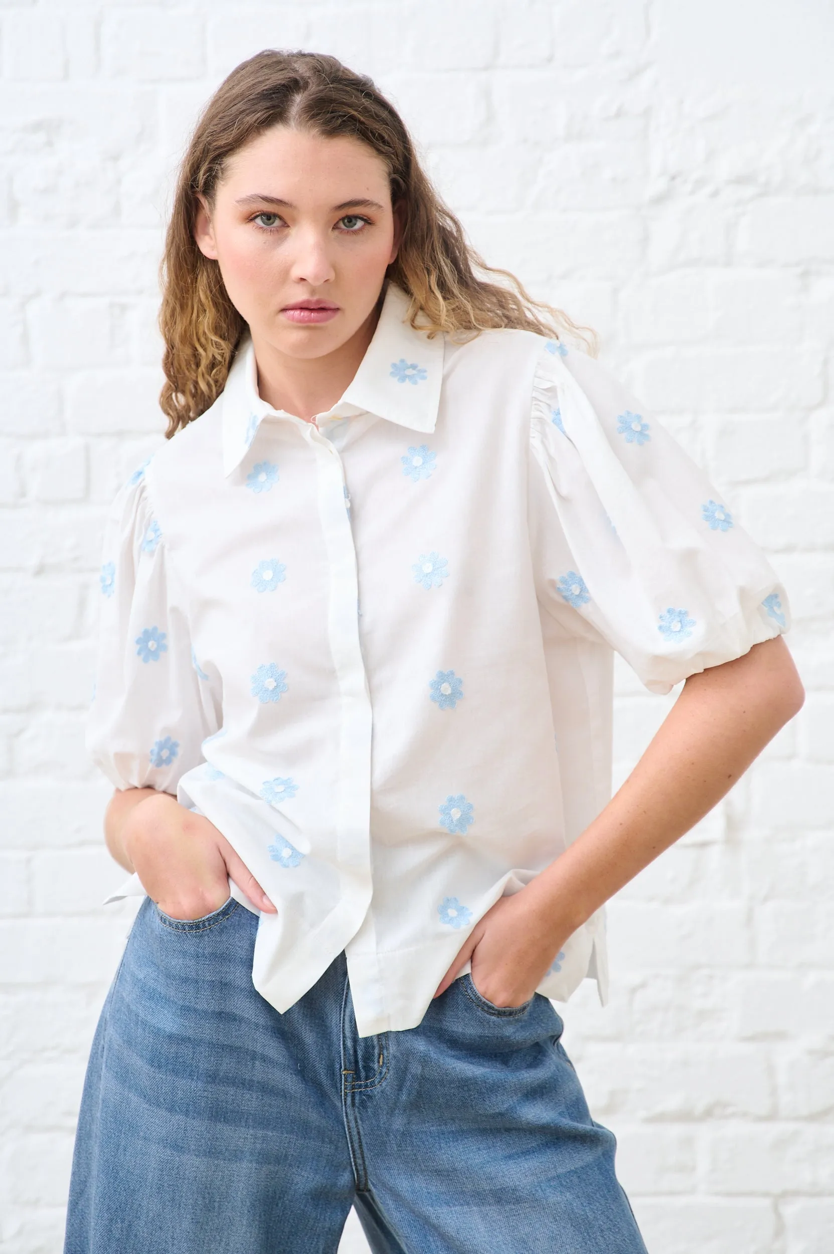 Versatile Wearable Balloon Sleeve Shirt in Blue Flower