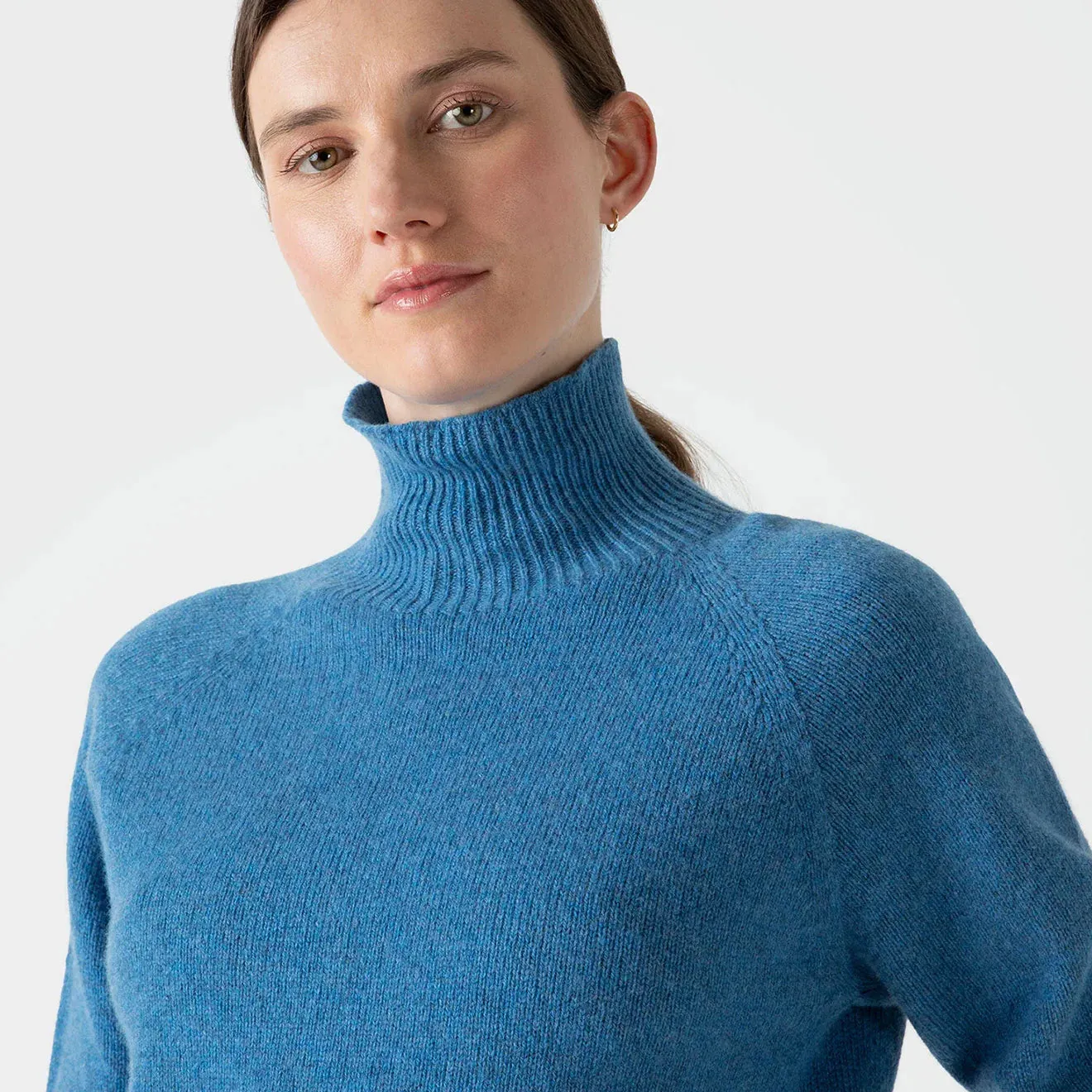 NonRestrictive Cut Sunspel Womens Lambswool Funnel Neck Jumper Blue Jean