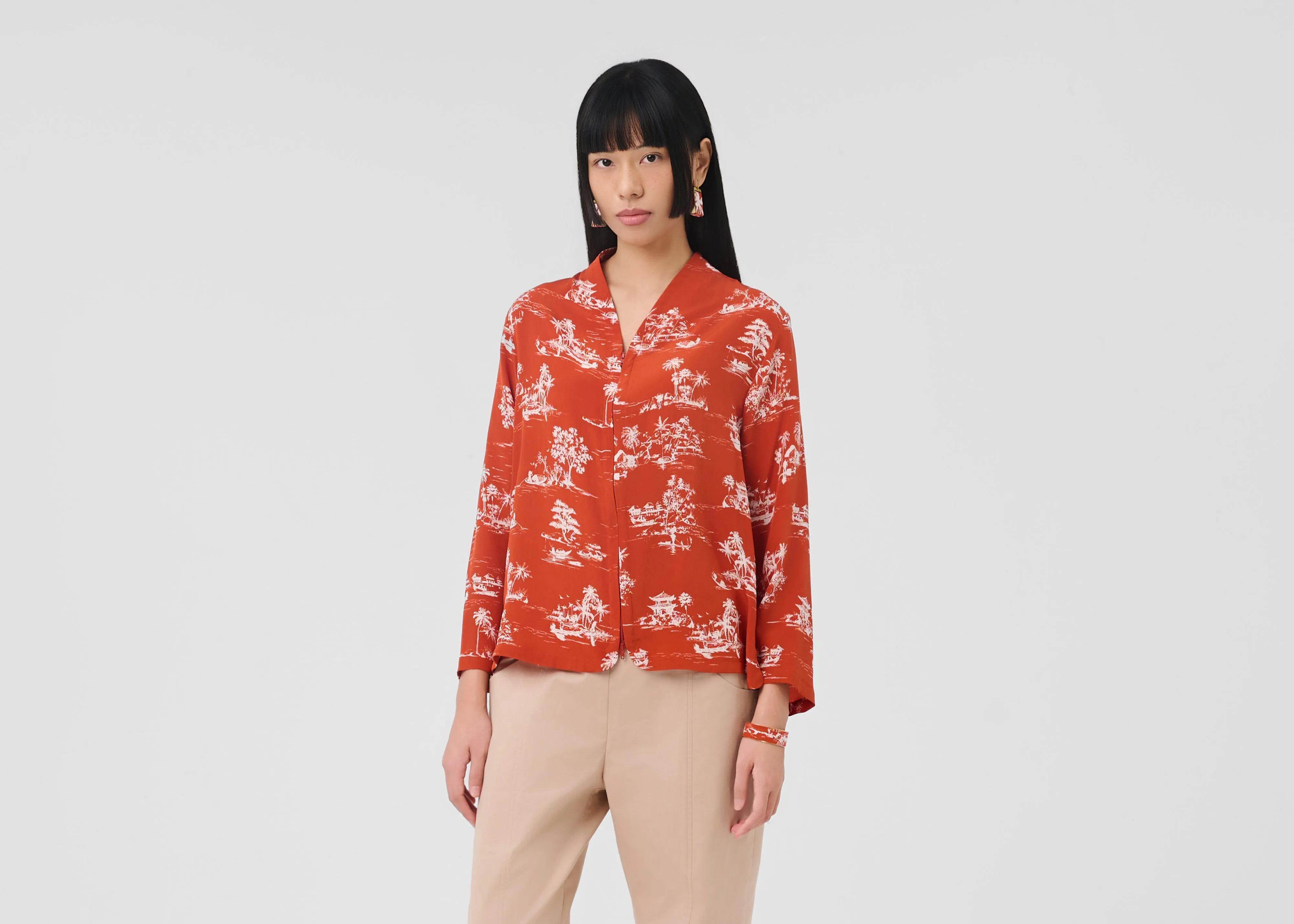 CAI BE - WARM REVERIE Ergonomic Mobility Cut HiddenPockets