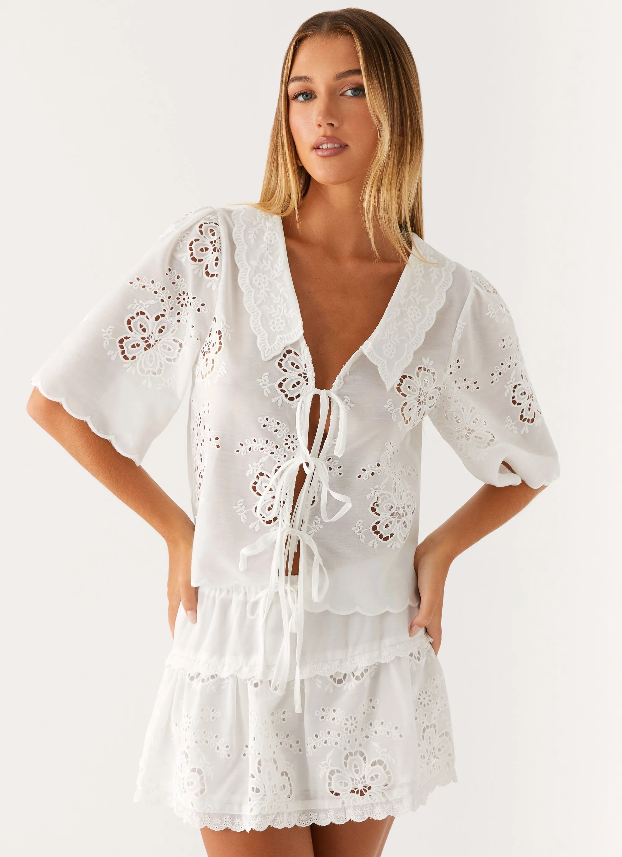 Outdoor Smart Summer Escape Embroidered Top - White