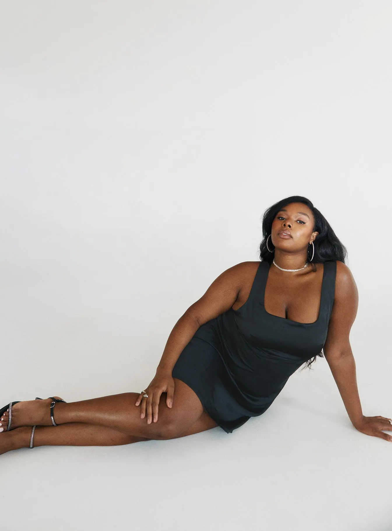 Rhinestone-Detail Contemporary Layer Cobie Mini Dress Black Curve