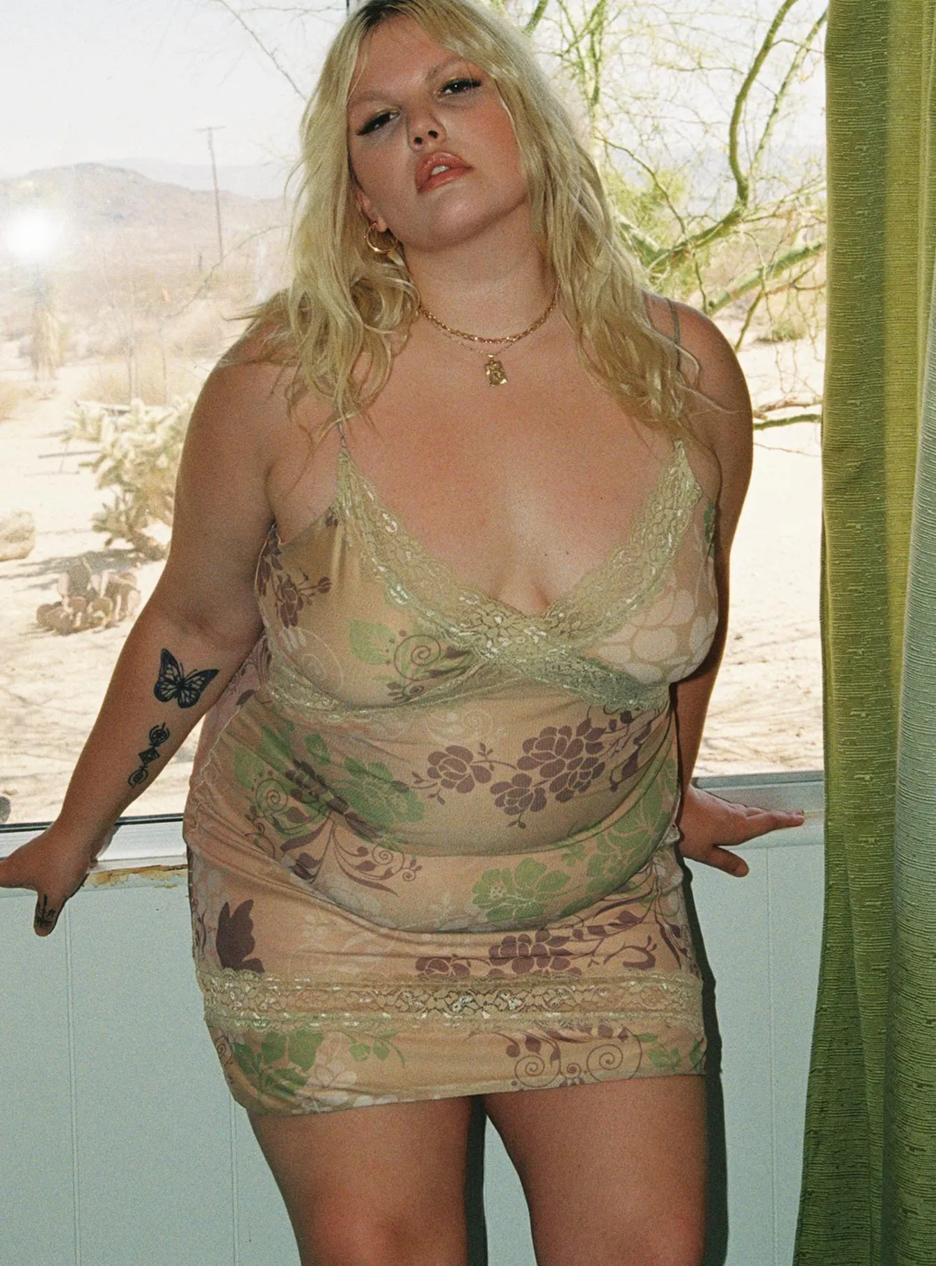 Dance Free Mini Dress Multi / Green Curve Elegant Outline Soft touch evening dress