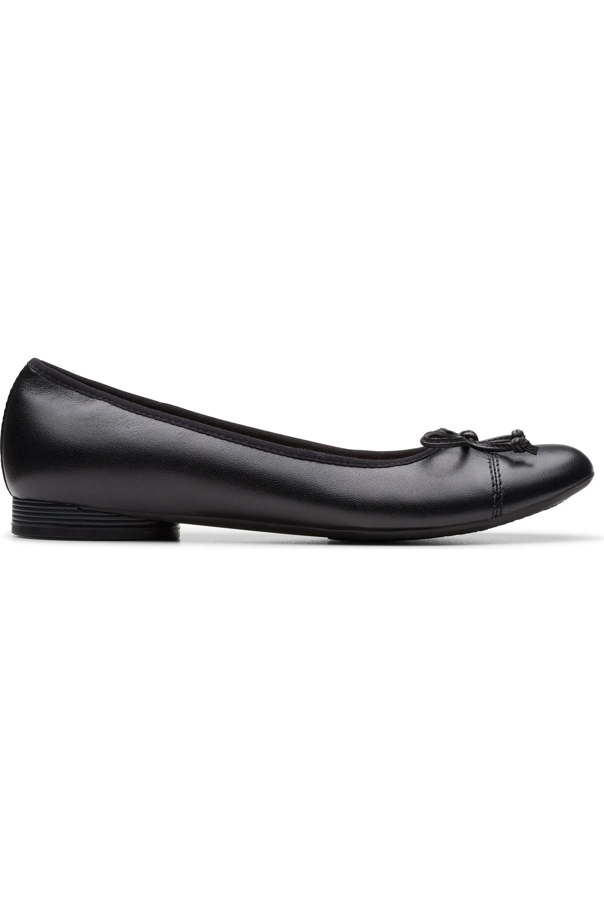 Clarks Loreleigh Rae in black leather zipper Seamless Fit Work Commute