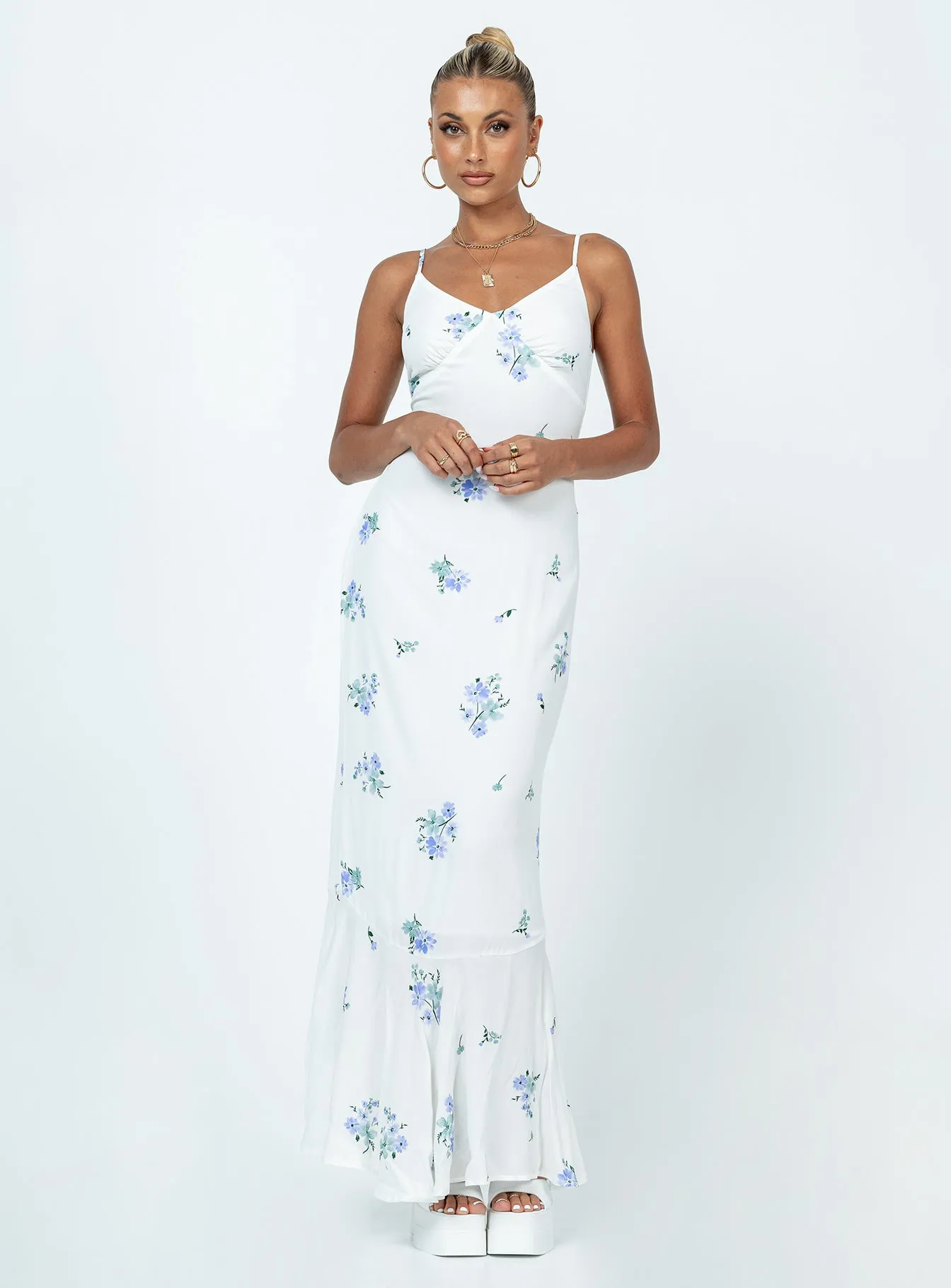 Sing Along Maxi Dress White / Blue Classic structured dress Chic and Flattering