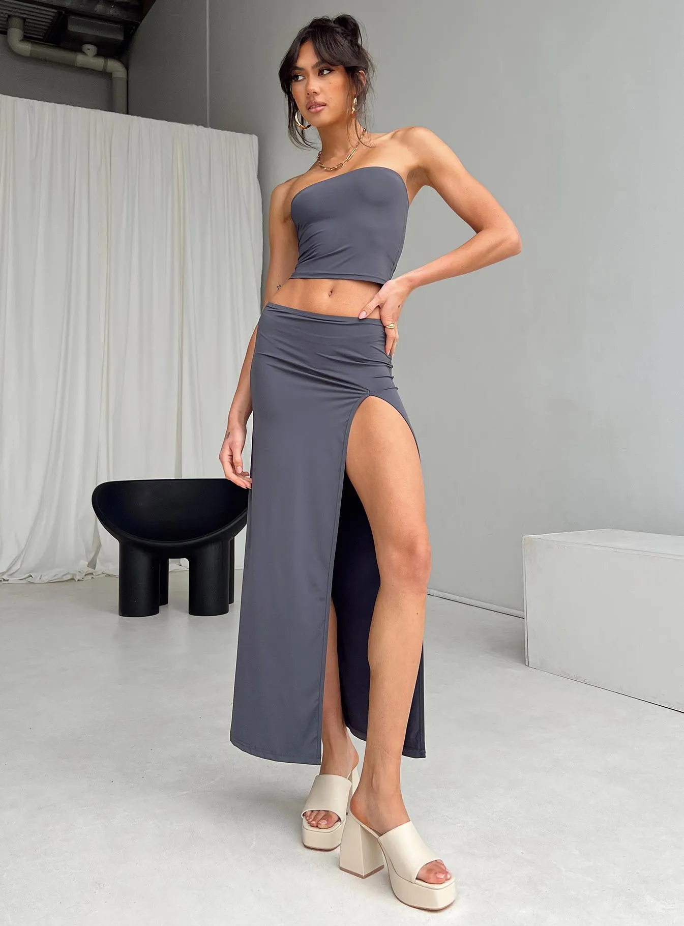 Refined Edge Fashion Pulse Lowell Maxi Skirt Grey