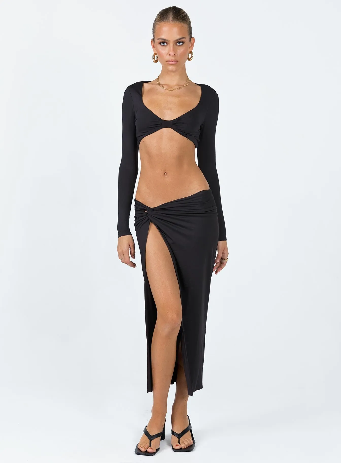 Structured Shape Twist Front Indiana Set Black