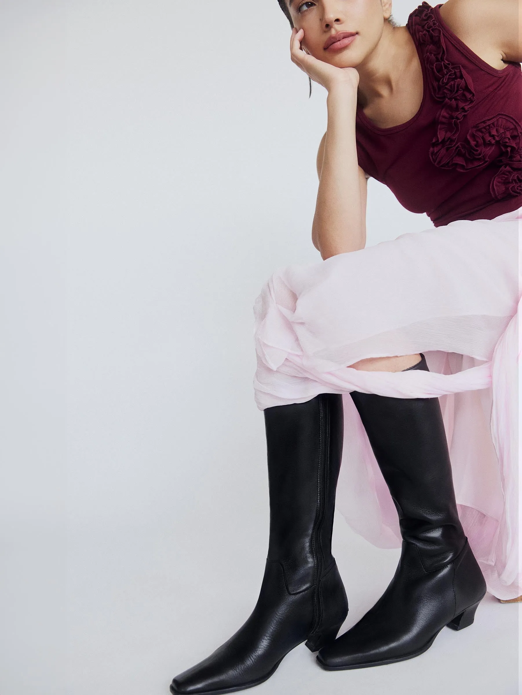 Elda Black Boot Shock Dispersing Plate Outdoor Mission