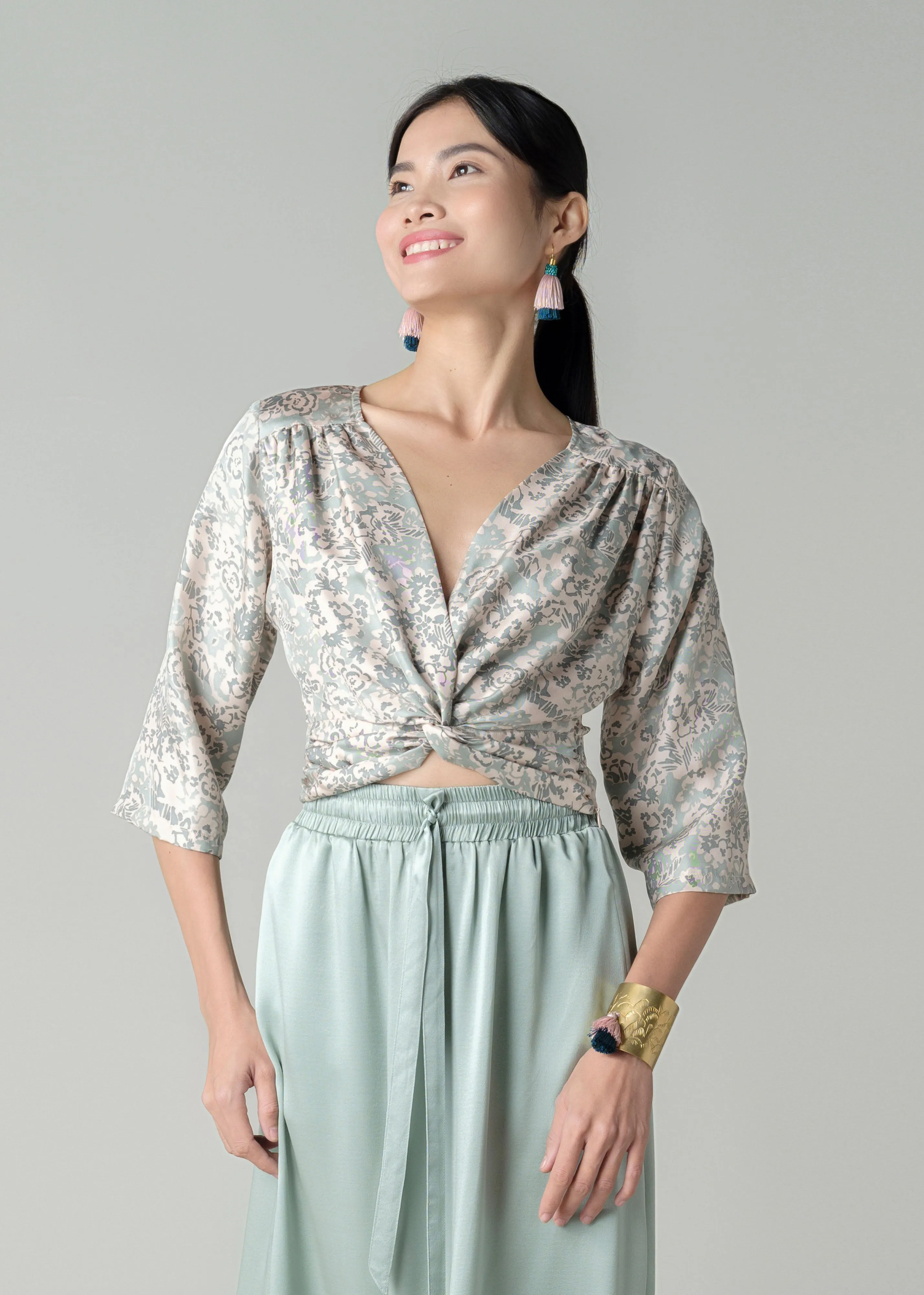 Desk Style ElasticCuffDesign SKYLARK - HOA DRIZZLE