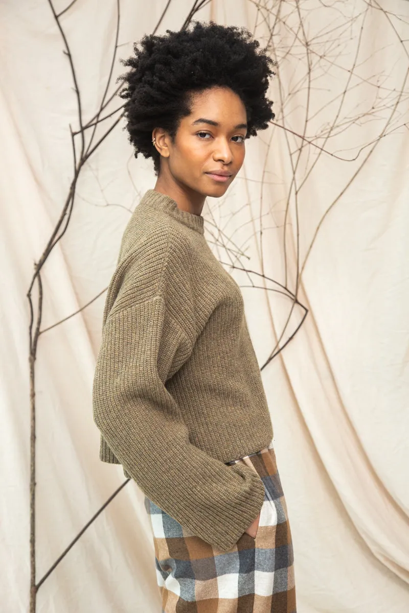 Leo Recycled Wool Knitted Jumper in Taupe Marl Heroine Glow Street Style