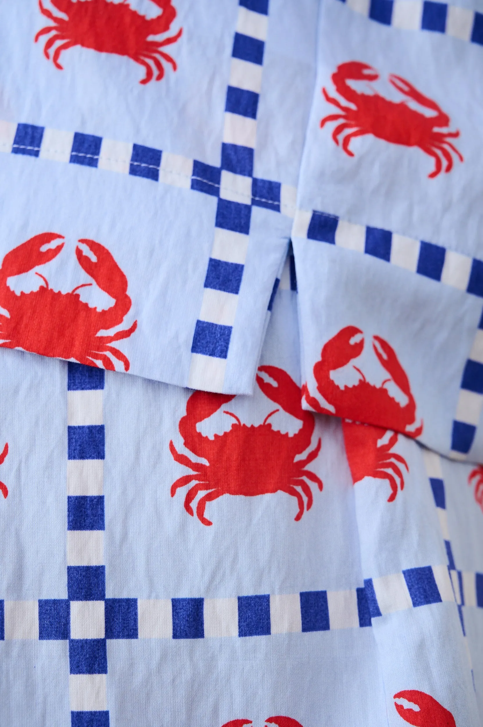 Boxy Shirt in Crab Print SeamlessConstruction