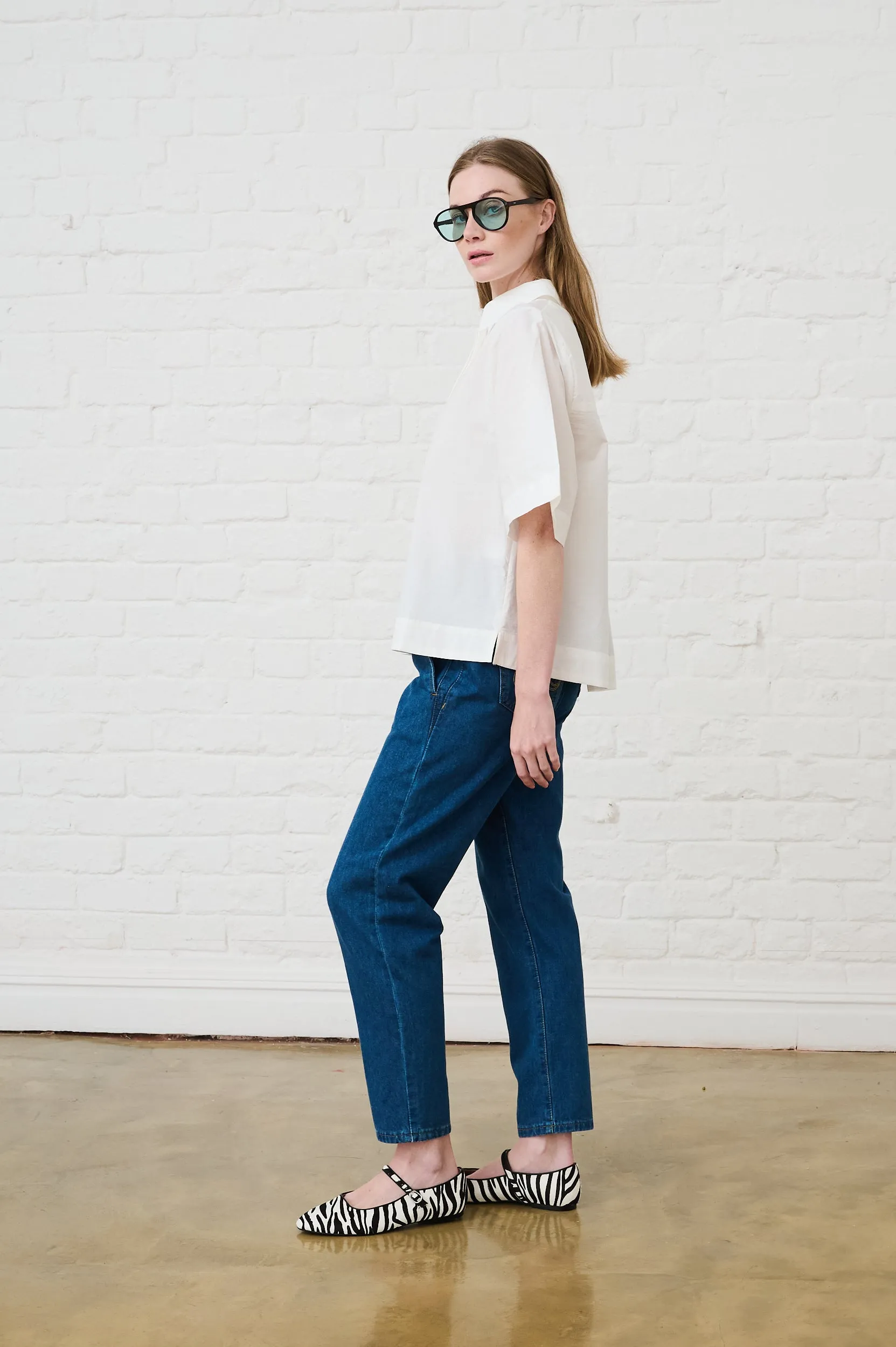 Easy-Going Style Cotton Boxy Shirt in White