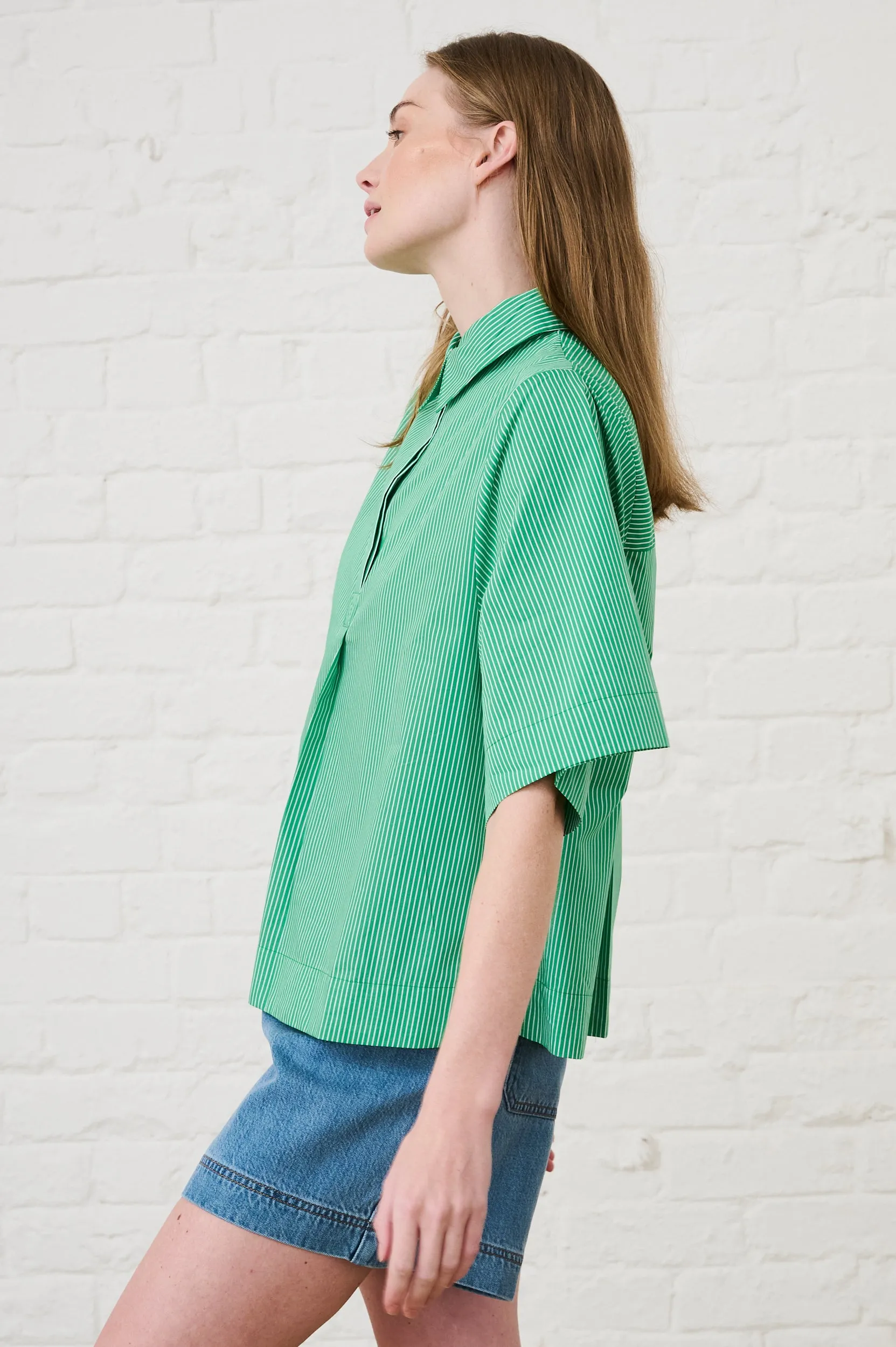 Cotton Boxy Shirt in Green Stripe Soft & Smooth Bold Style