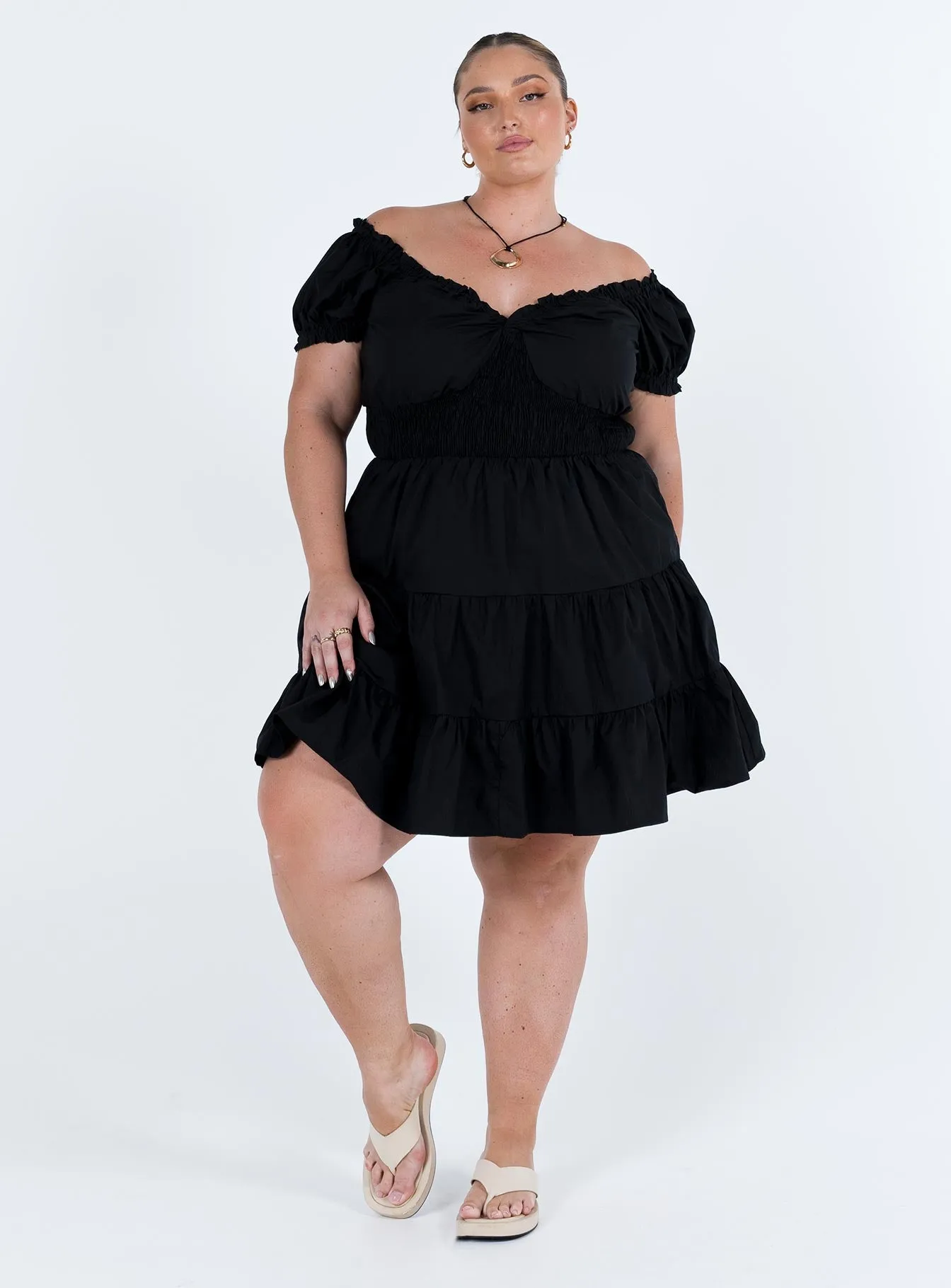 Date-Night Casual and Stylish Daniela Mini Dress Black Curve