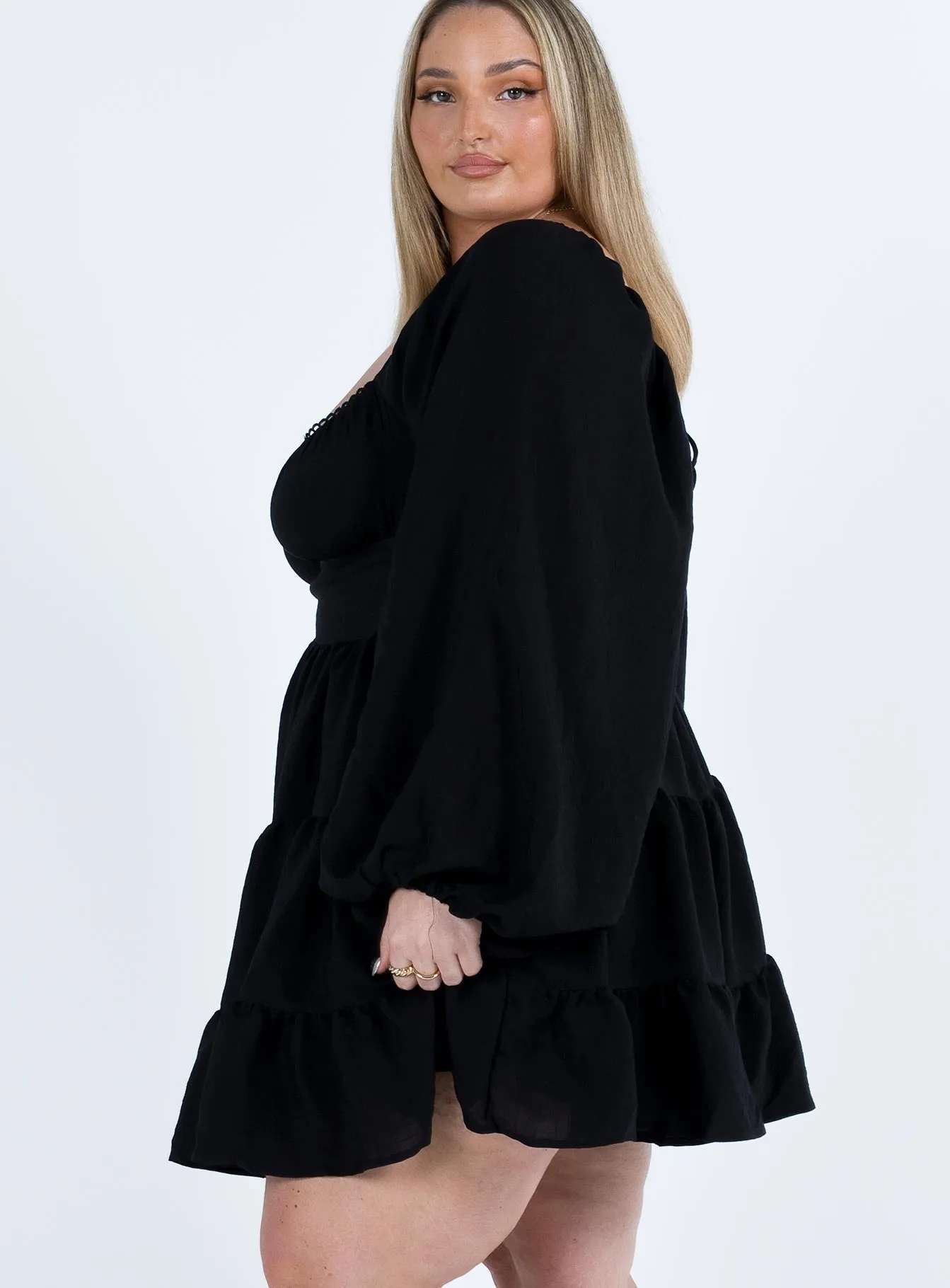 Mid layer Danny Long Sleeve Mini Dress Black Curve