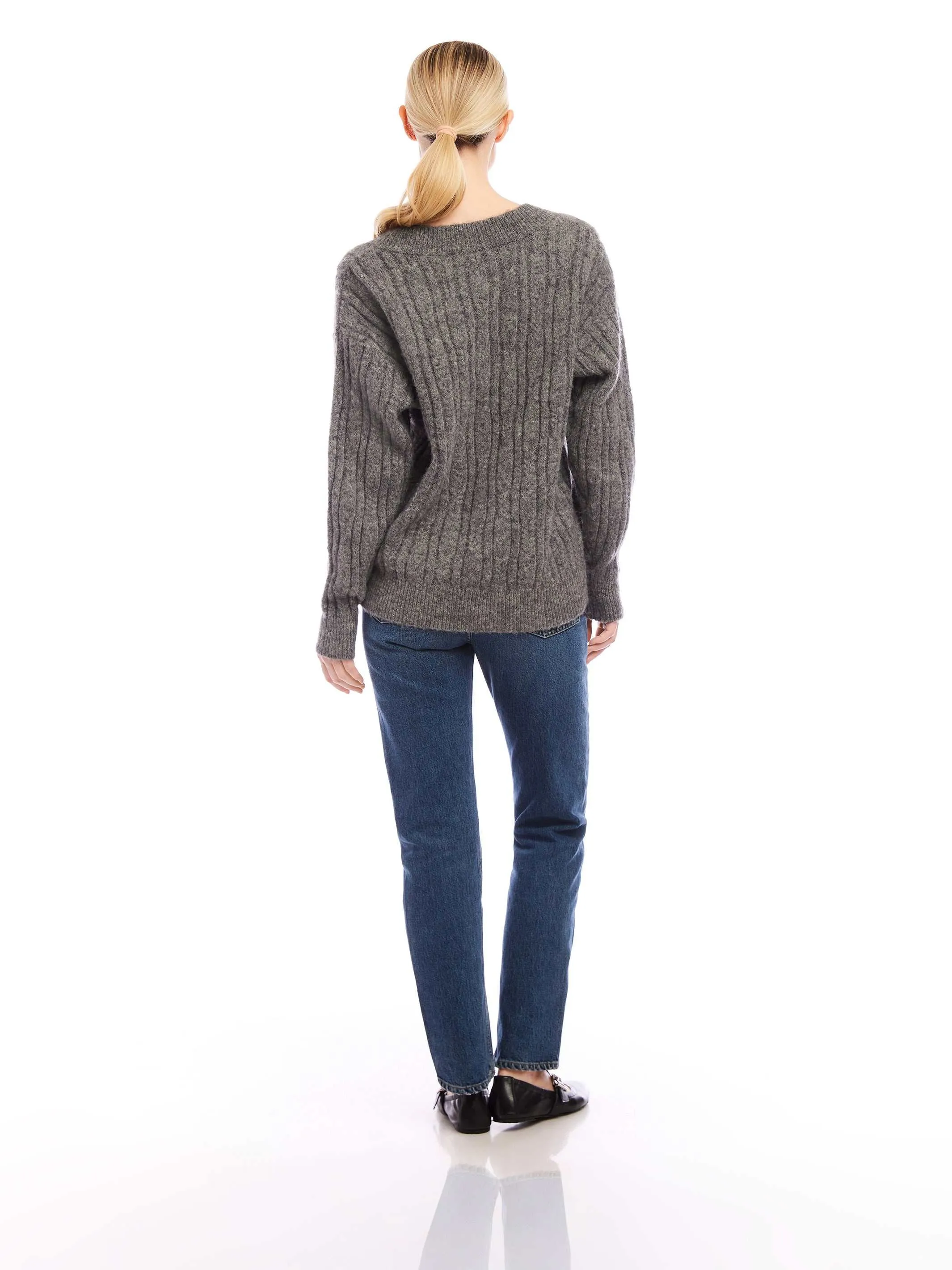 Deliana Oversized Sweater Texture Focus Easy Fit