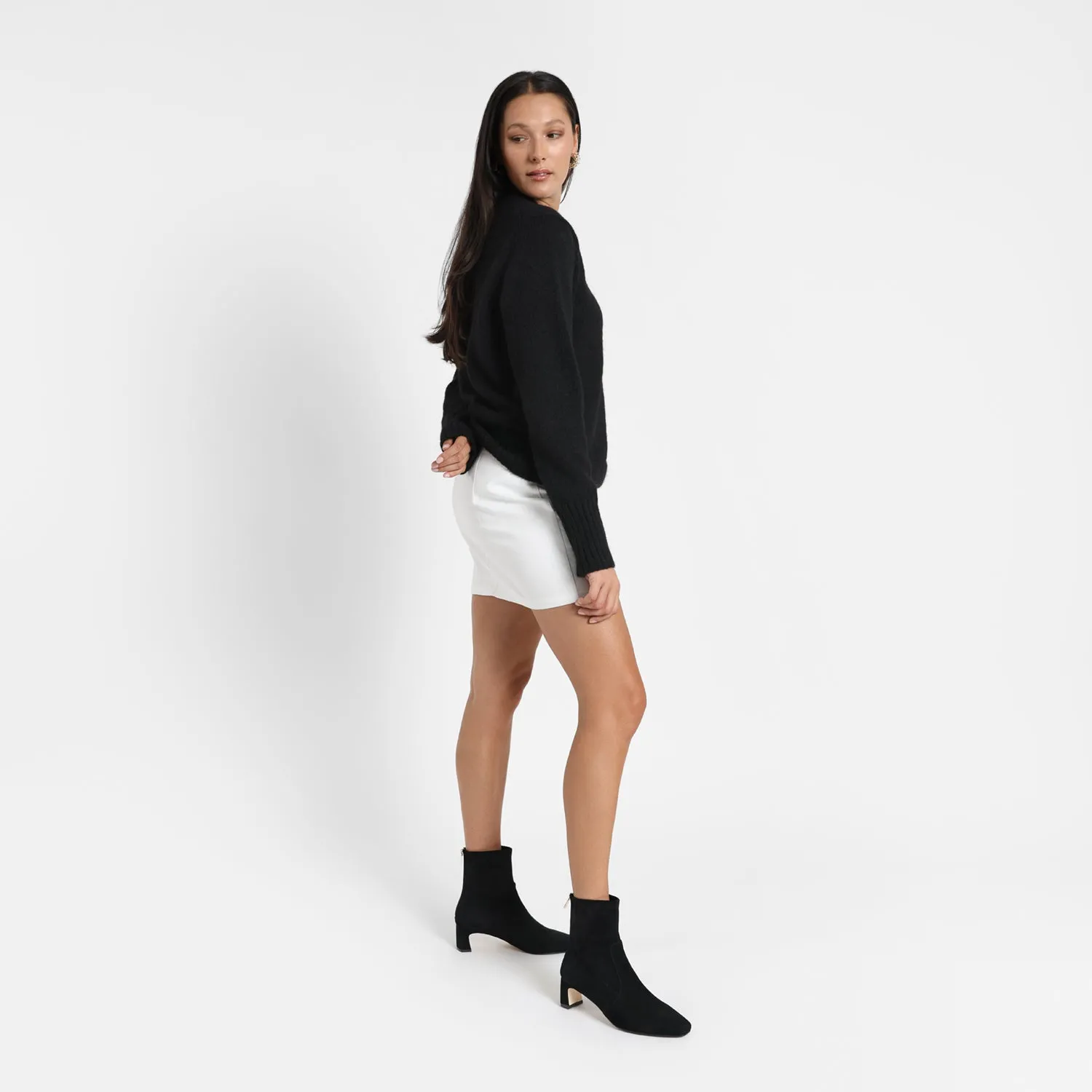 Demi Ankle Boot | Black suede portable Vintage Vibe