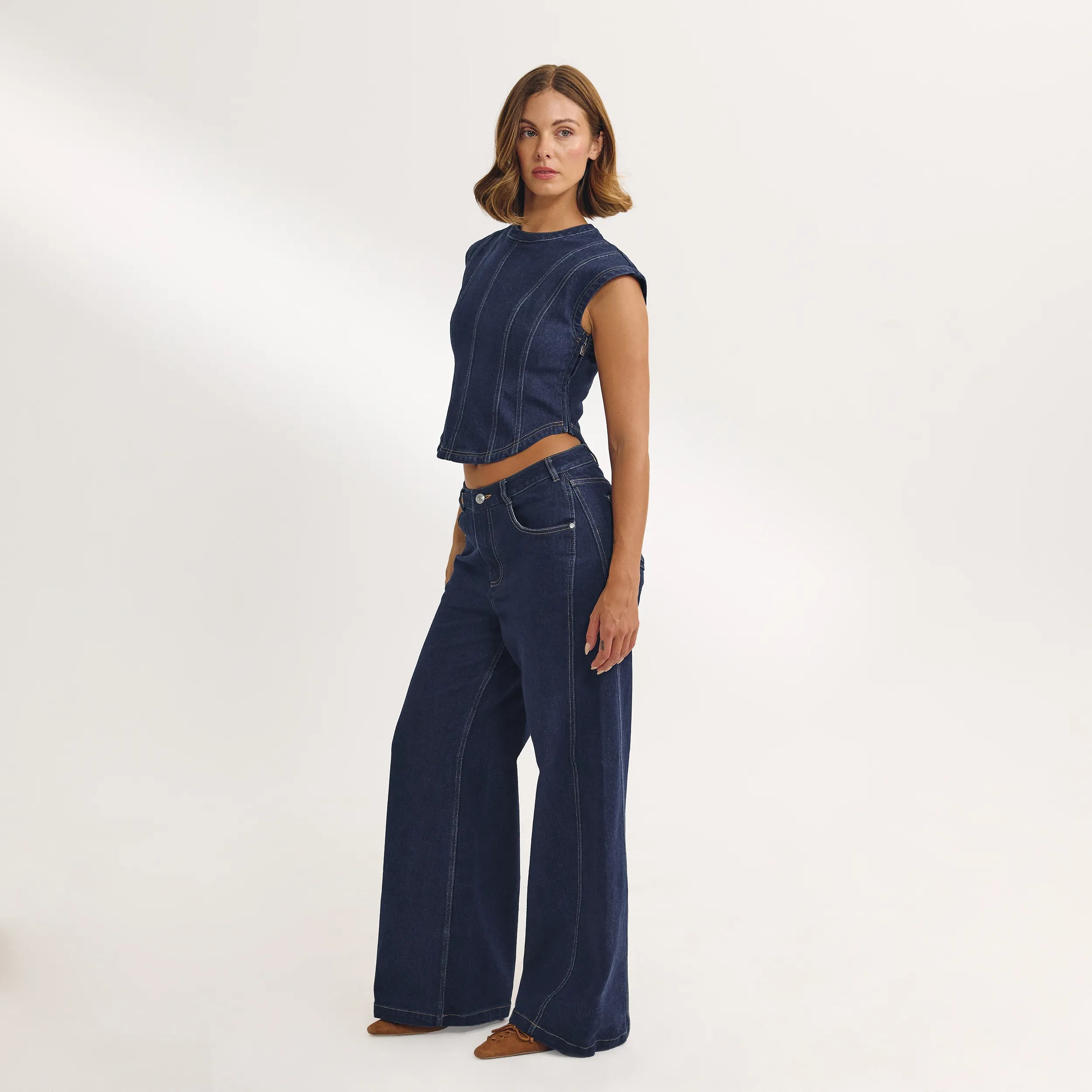 Comfort Style Stylish Appearance Dipped-Waist Wide-Leg Jeans - Indigo Blue