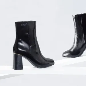 Ditto Ankle Boot | Black oiled leather Ultra High Heels Polished Style