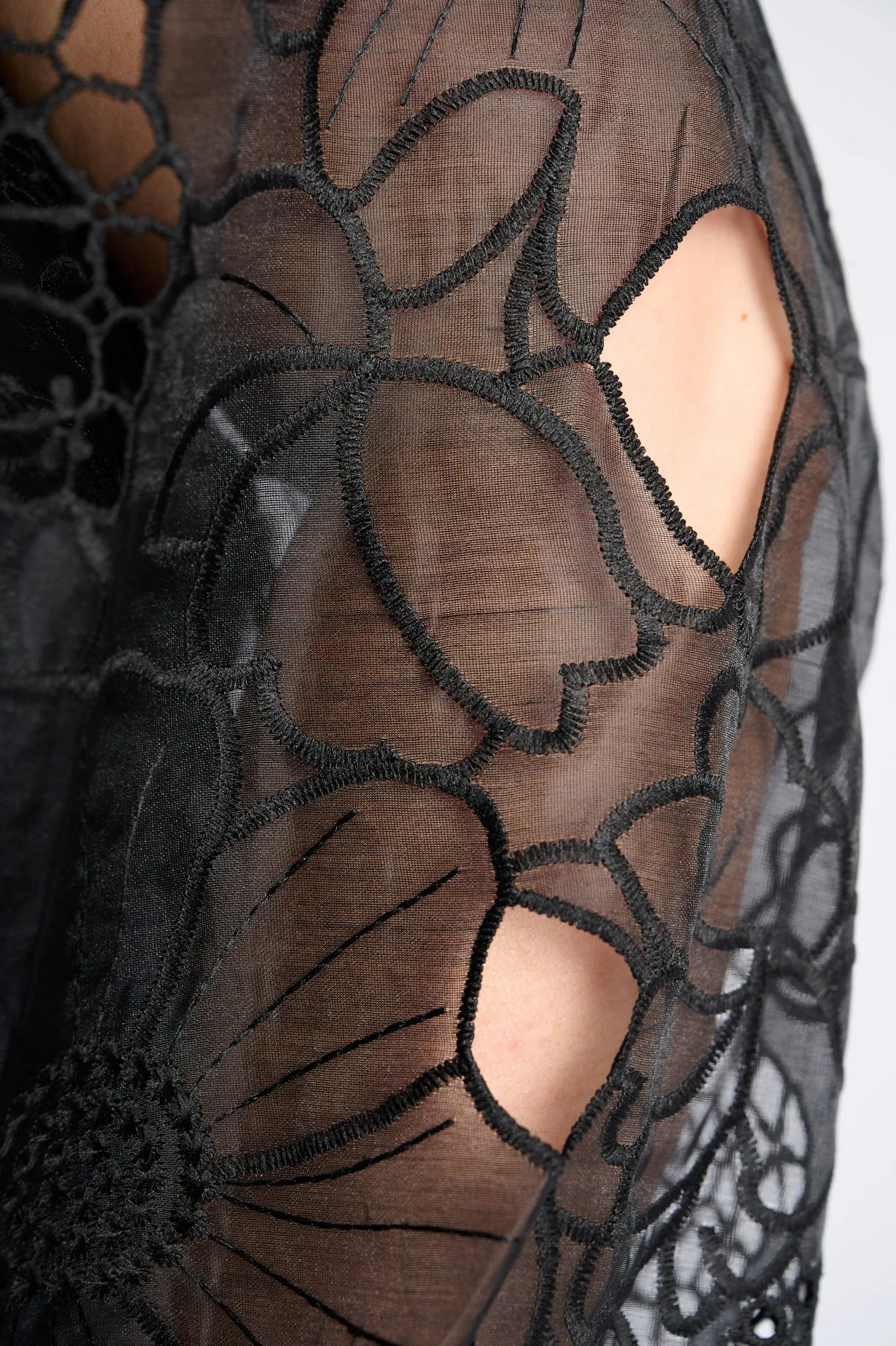 Tunic Blouse in Embroidered Organza Midweight Knit