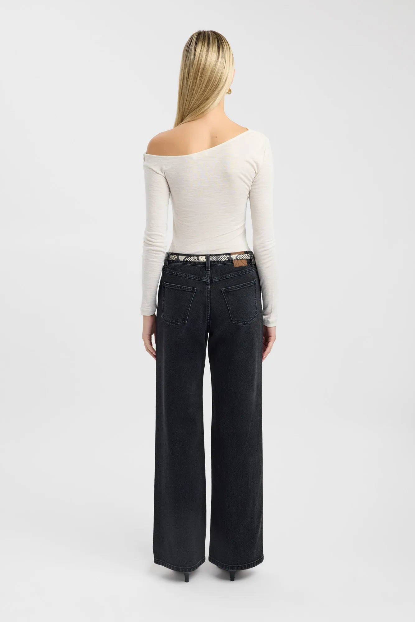 Whistler Wool Top Seamless construction