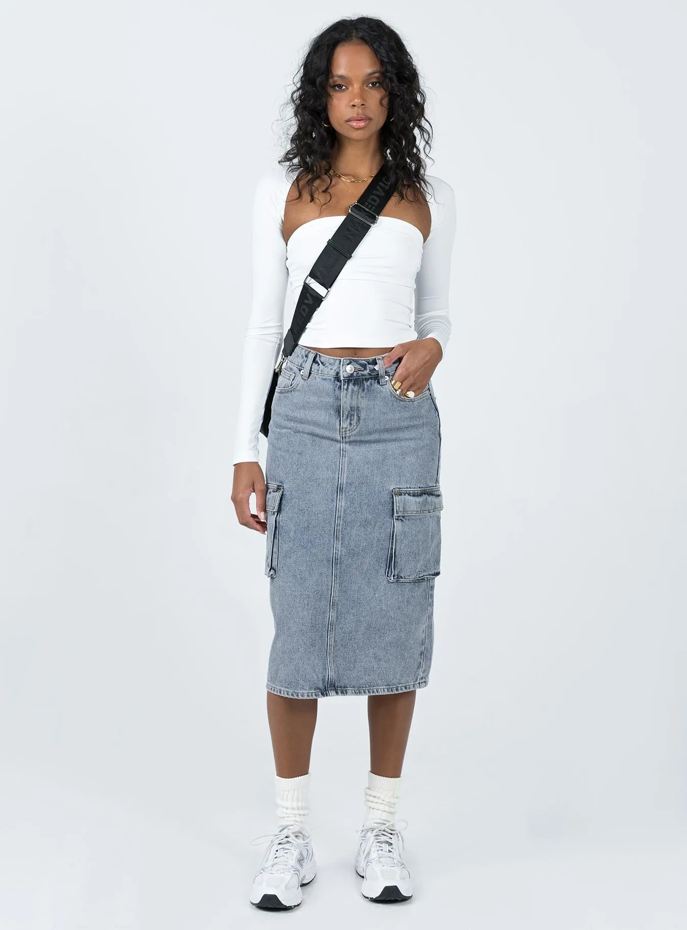 Style Essential Ariaahs Cargo Midi Skirt Denim