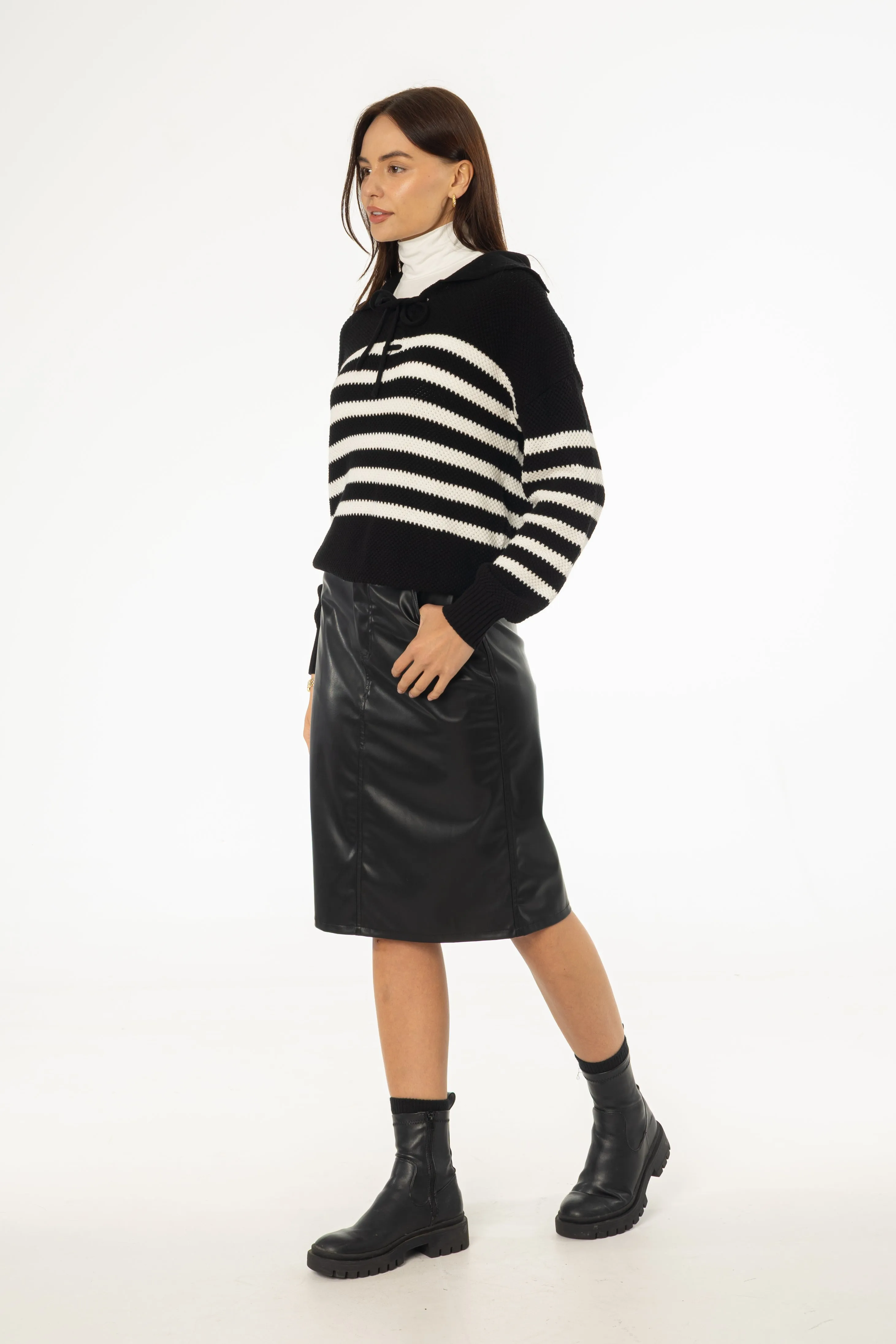 Maternity Friendly Black Vegan Leather Pencil Skirt