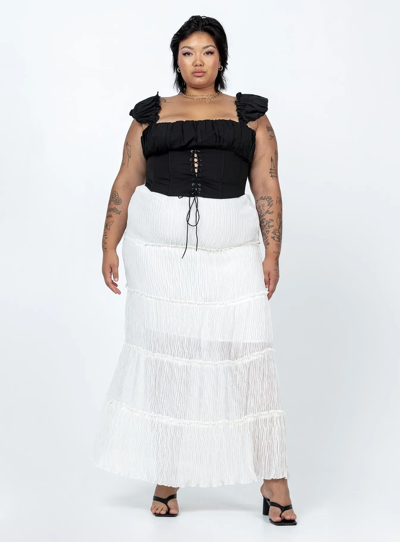 Sun Down Mid Rise Maxi Skirt Curve White urban scene