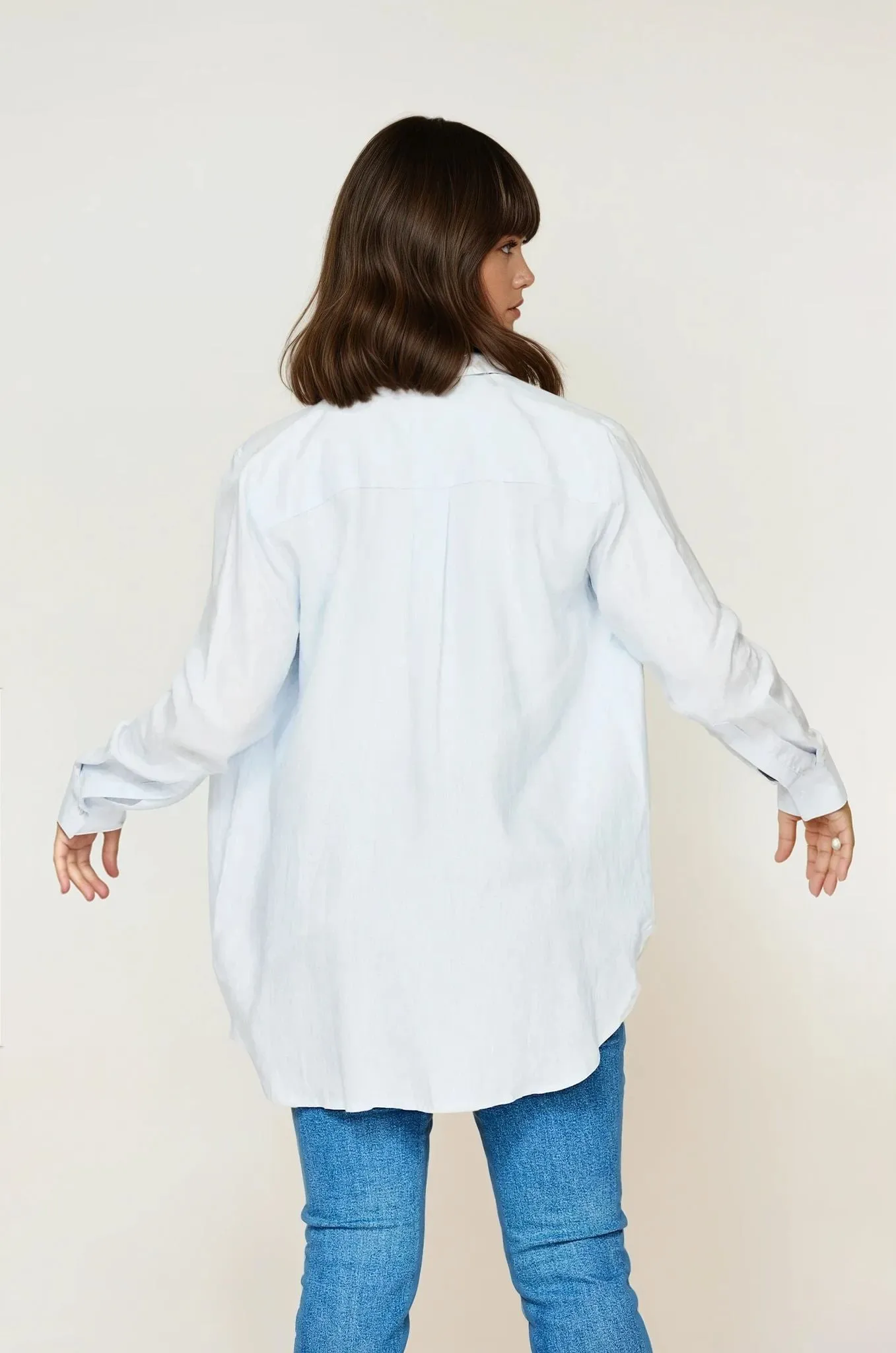 Isla Linen Shirt Blue Minimal Style Trend