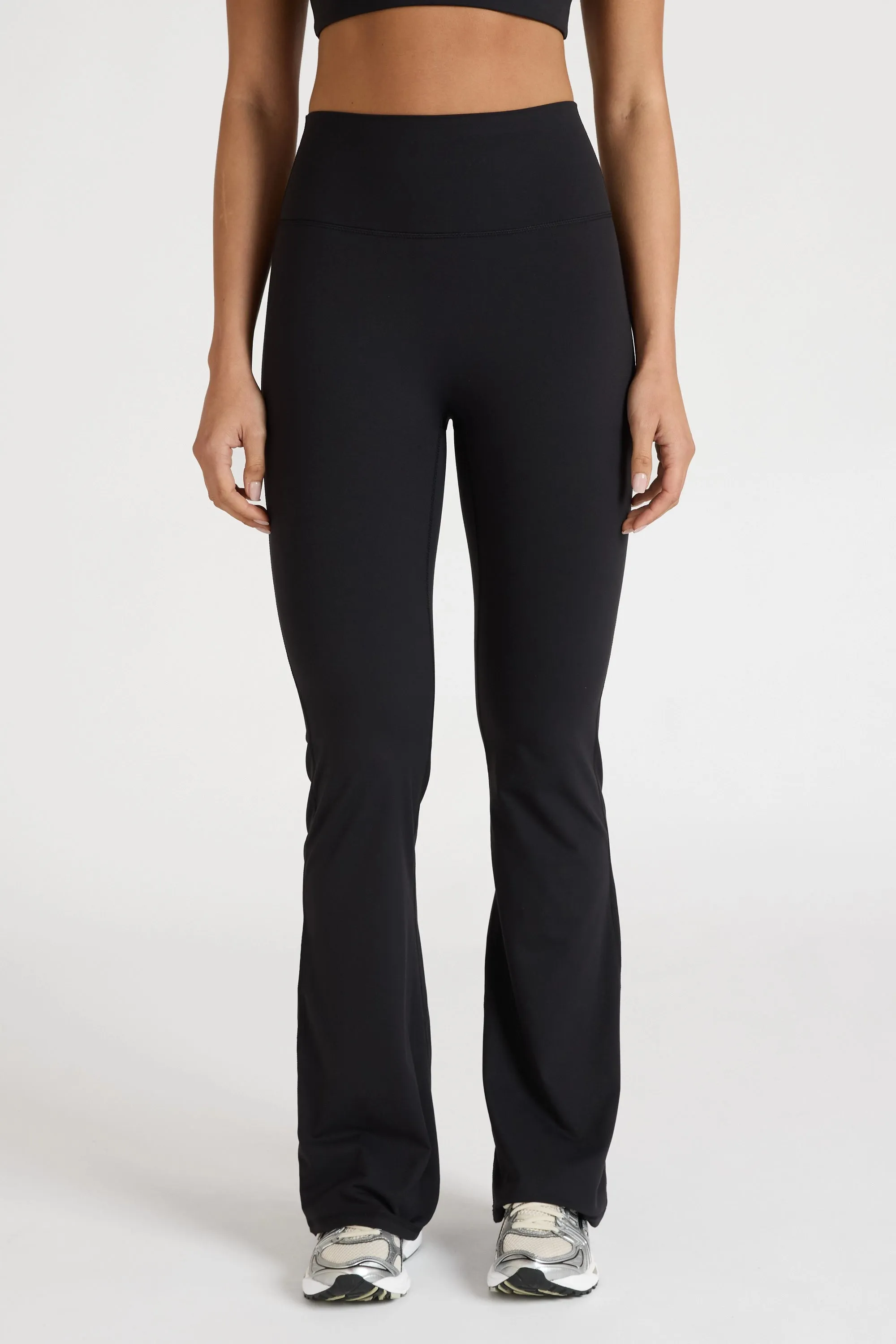 EcoSculpt Flared Legging Gym Comfort