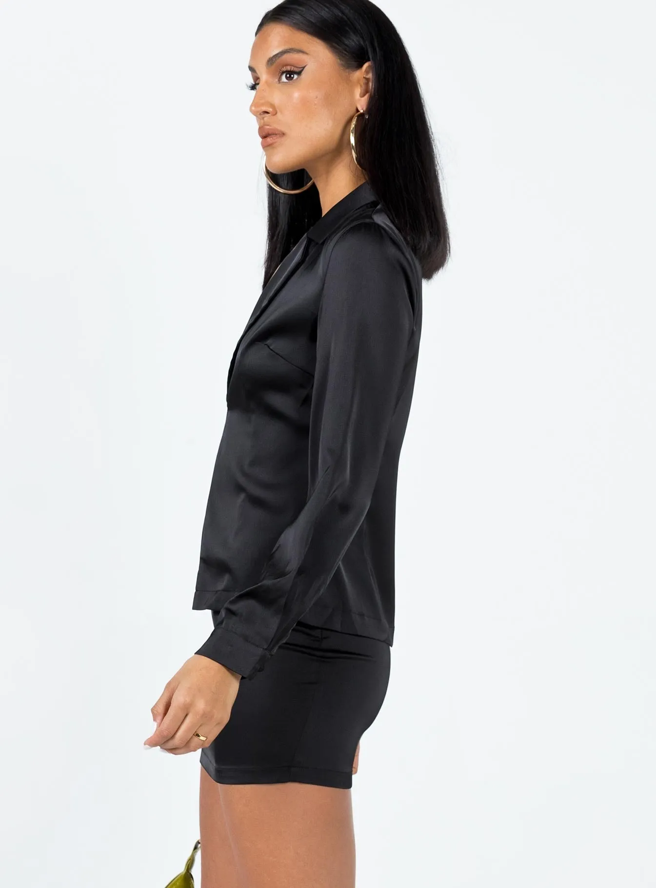 Eileen Set Black Modern Luxe Subtle Mood