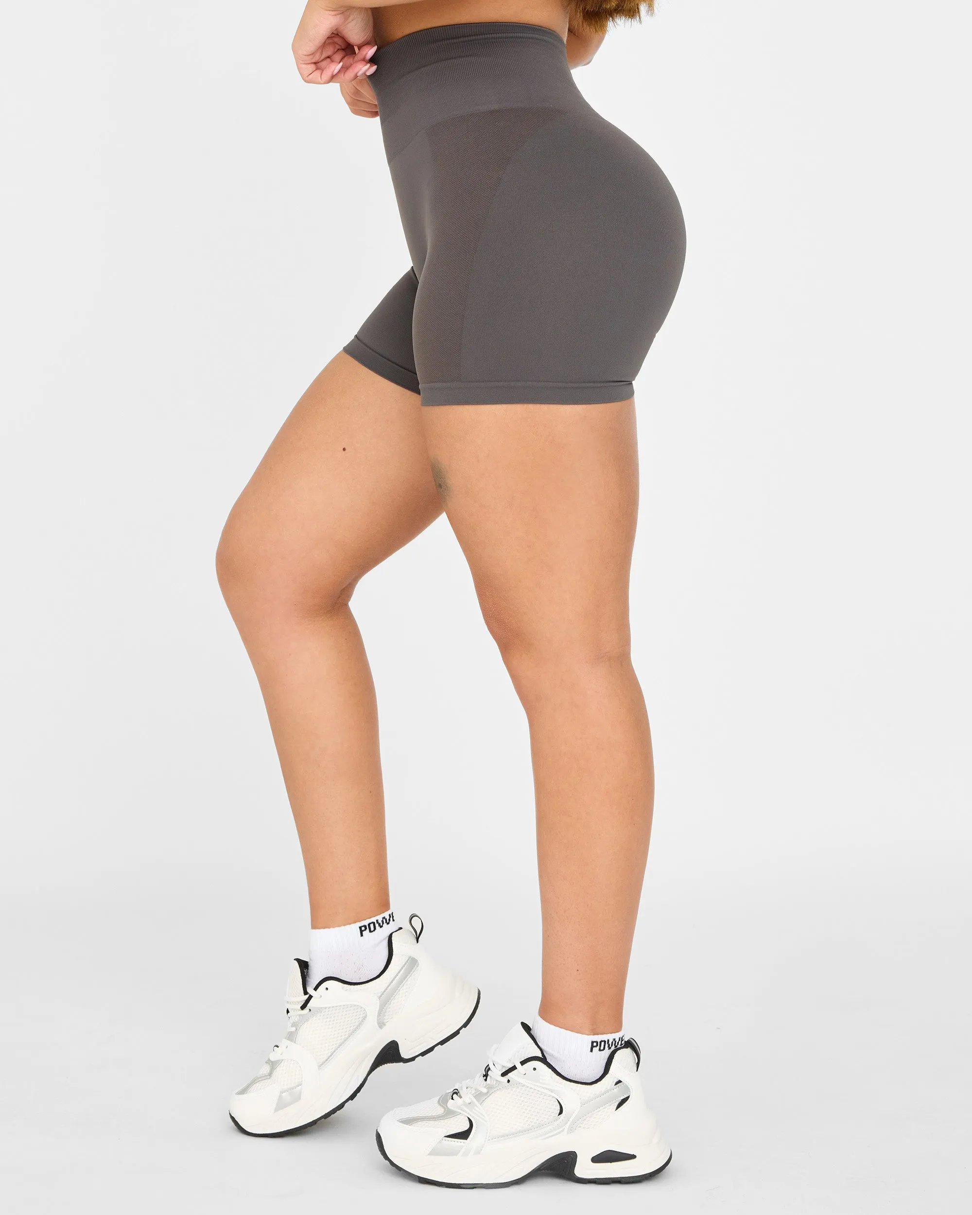 Quick Layer Fit Move Easy Evolve Seamless Shorts