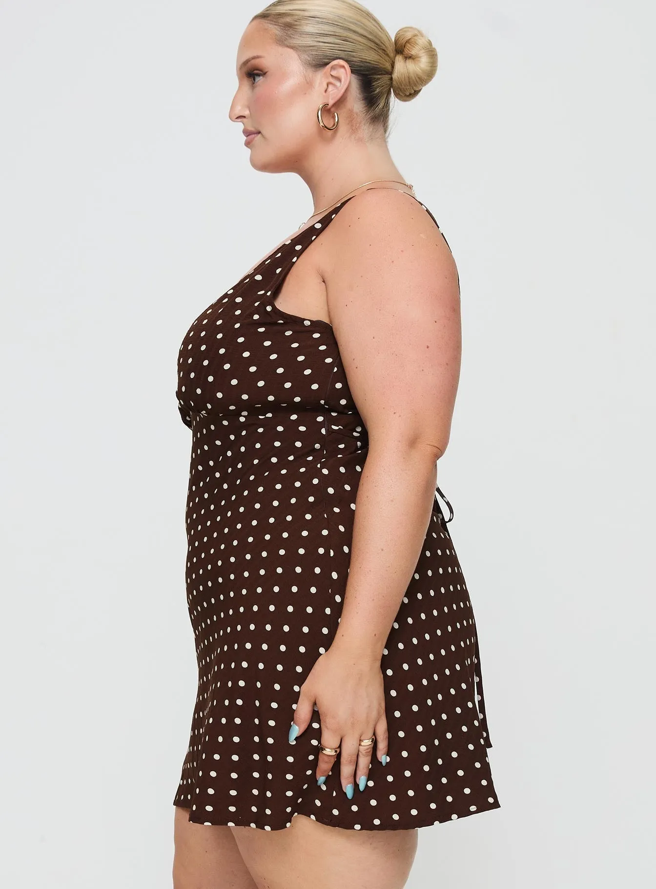 SoftTouchTexture Relaxed fit wear Nellie Mini Dress Brown Polka Dot Curve