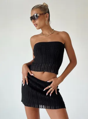 Macaulay Knit Mini Skirt Black Outfit Combo